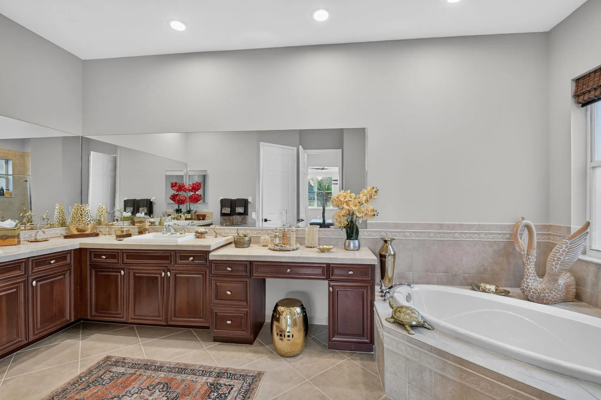 2286 MERRIWEATHER Way