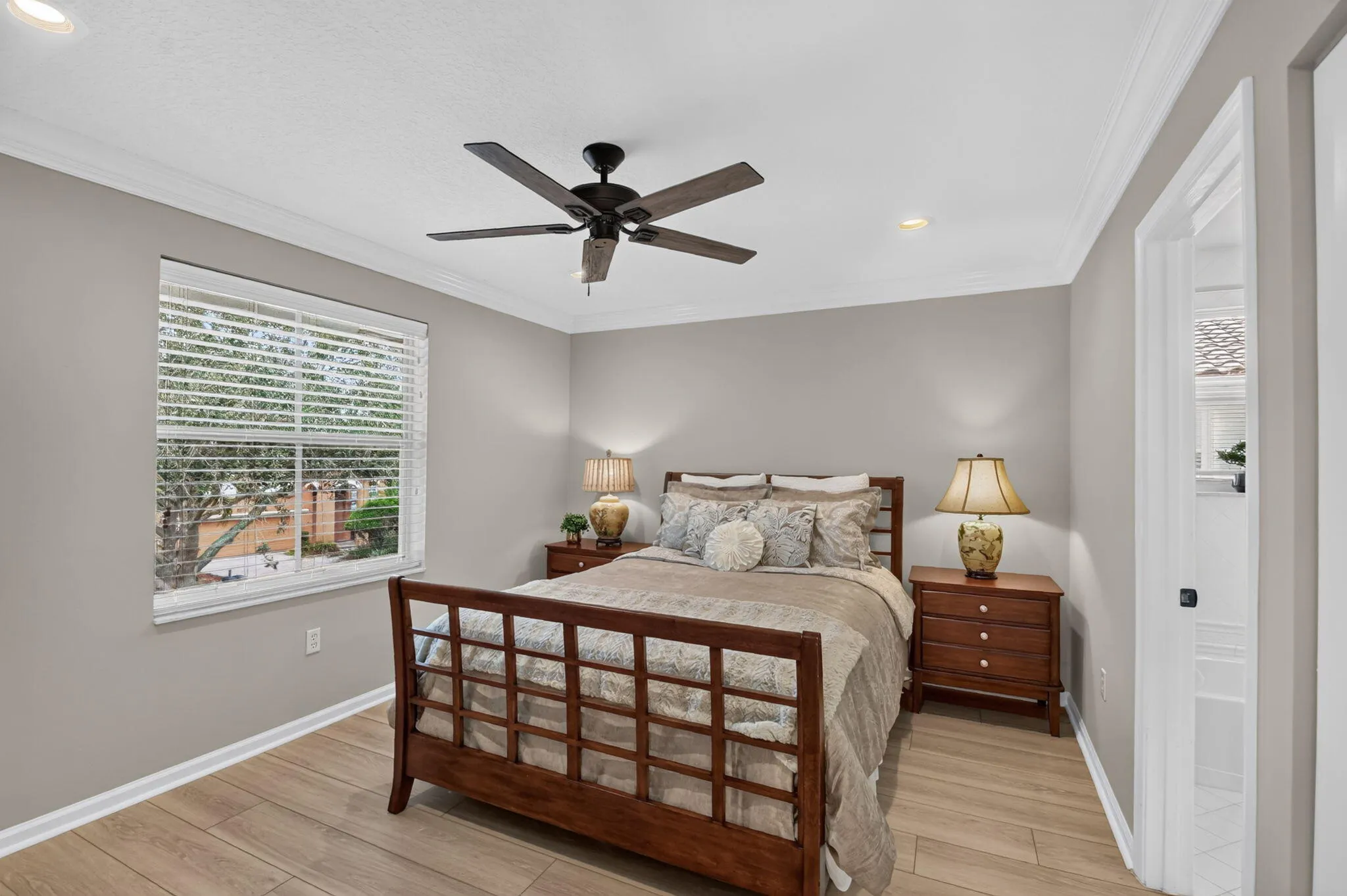 2286 MERRIWEATHER Way