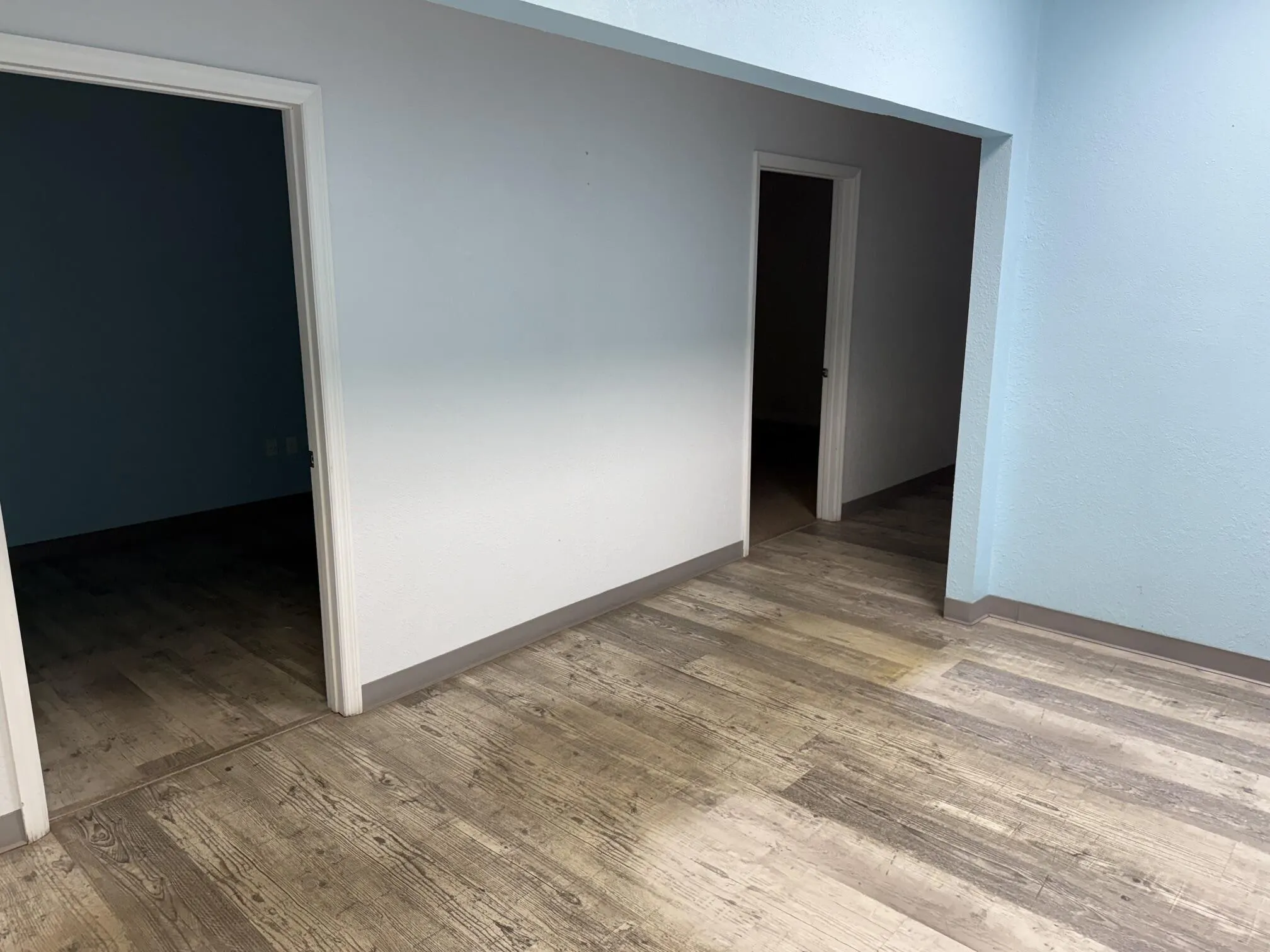 950 N Courtenay Parkway #13
