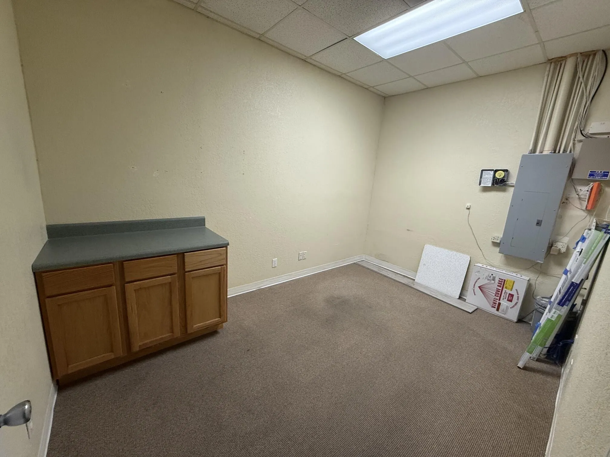 950 N Courtenay Parkway #13