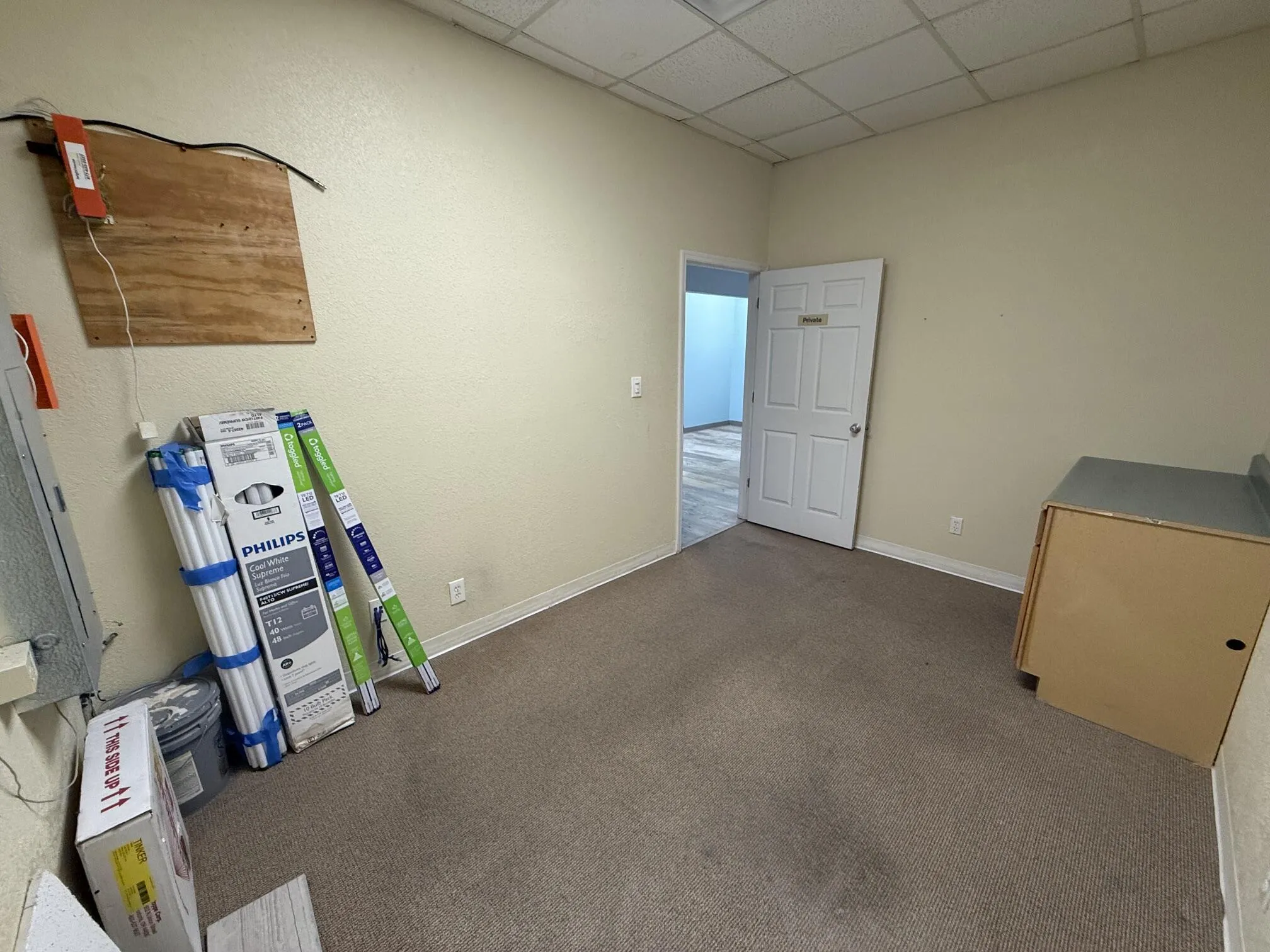 950 N Courtenay Parkway #13