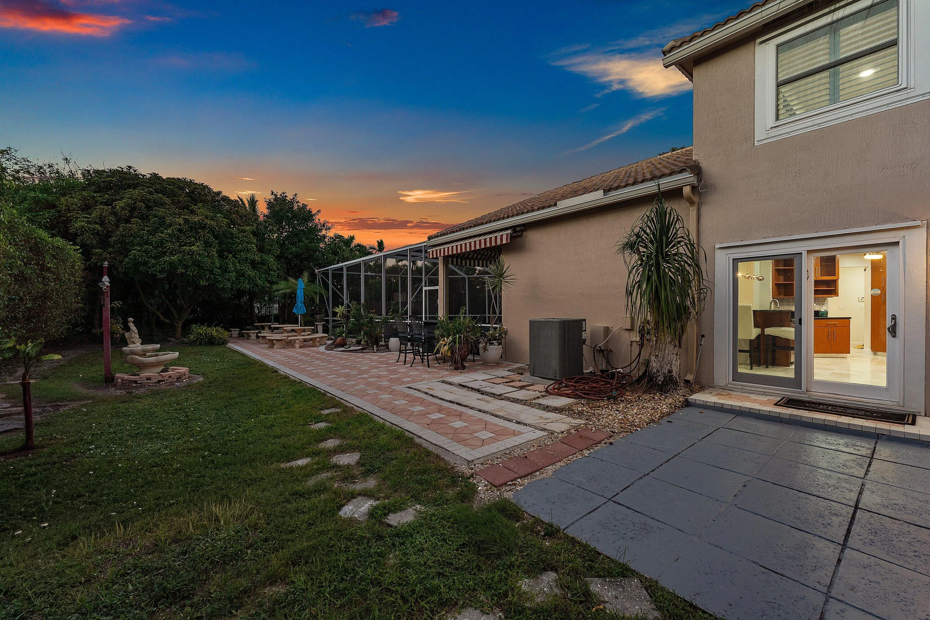 6486 Brava Way