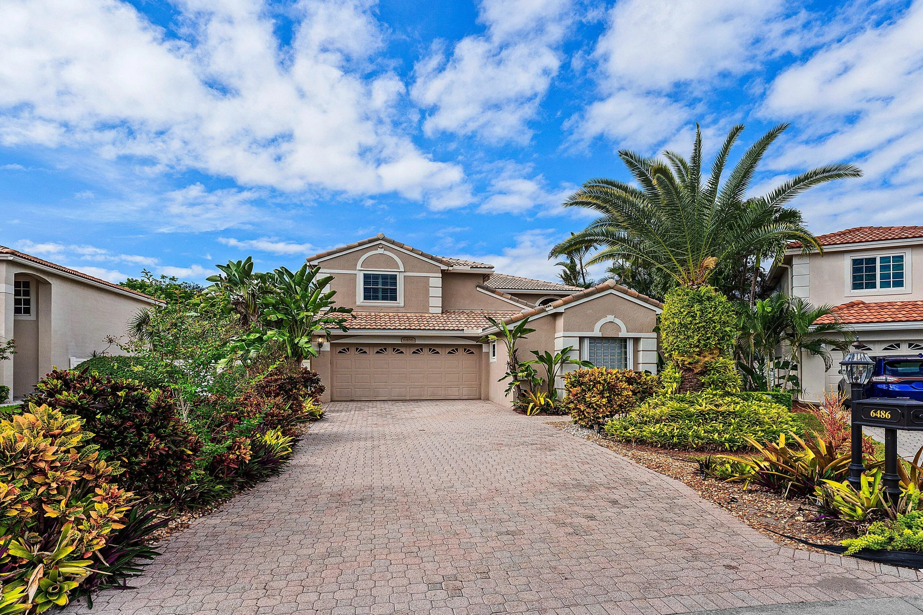 6486 Brava Way