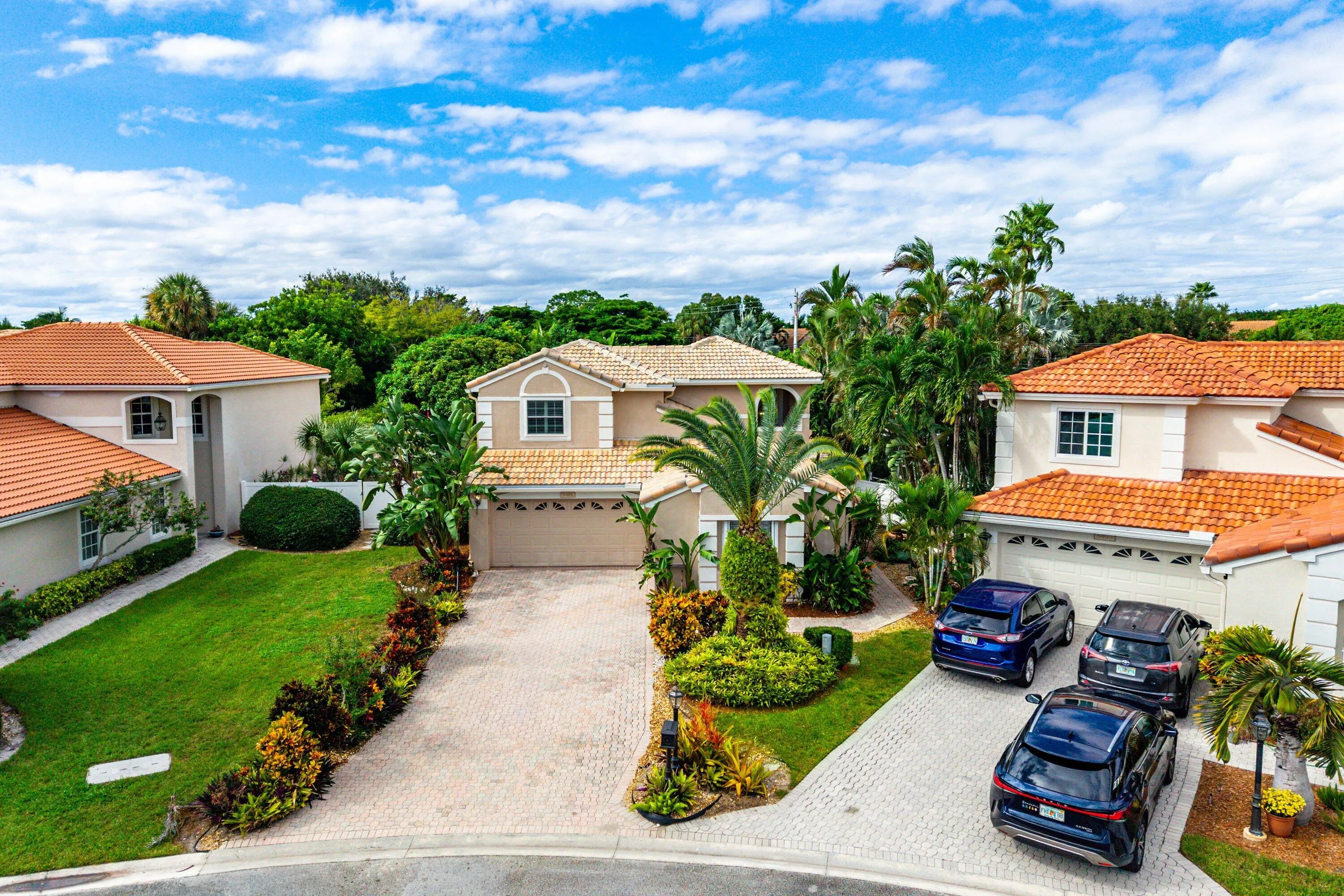 6486 Brava Way