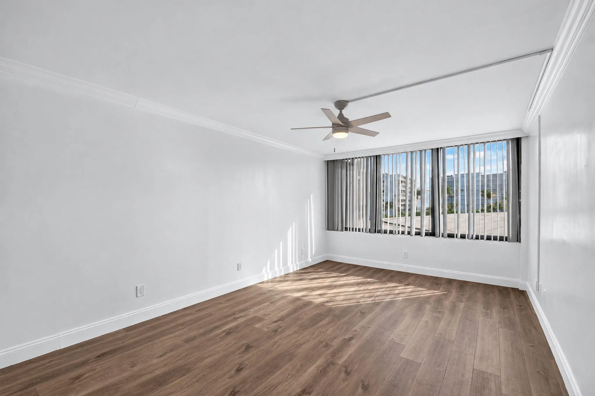 3589 S OCEAN Boulevard #303
