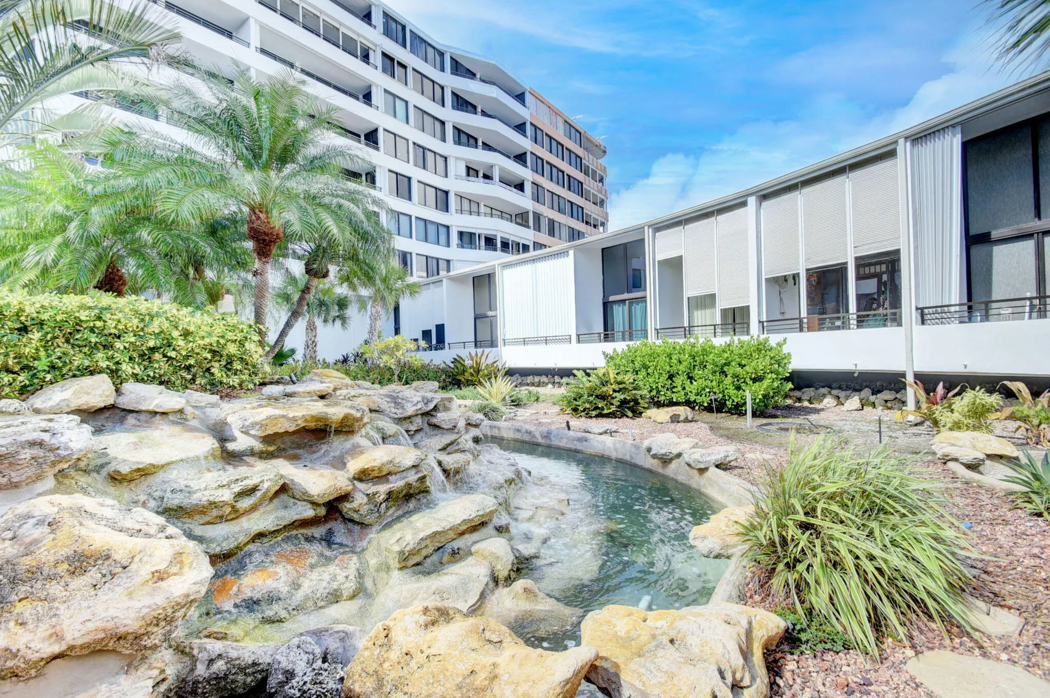 3589 S OCEAN Boulevard #303