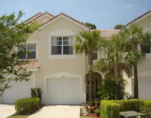 1035 WOODFIELD Road