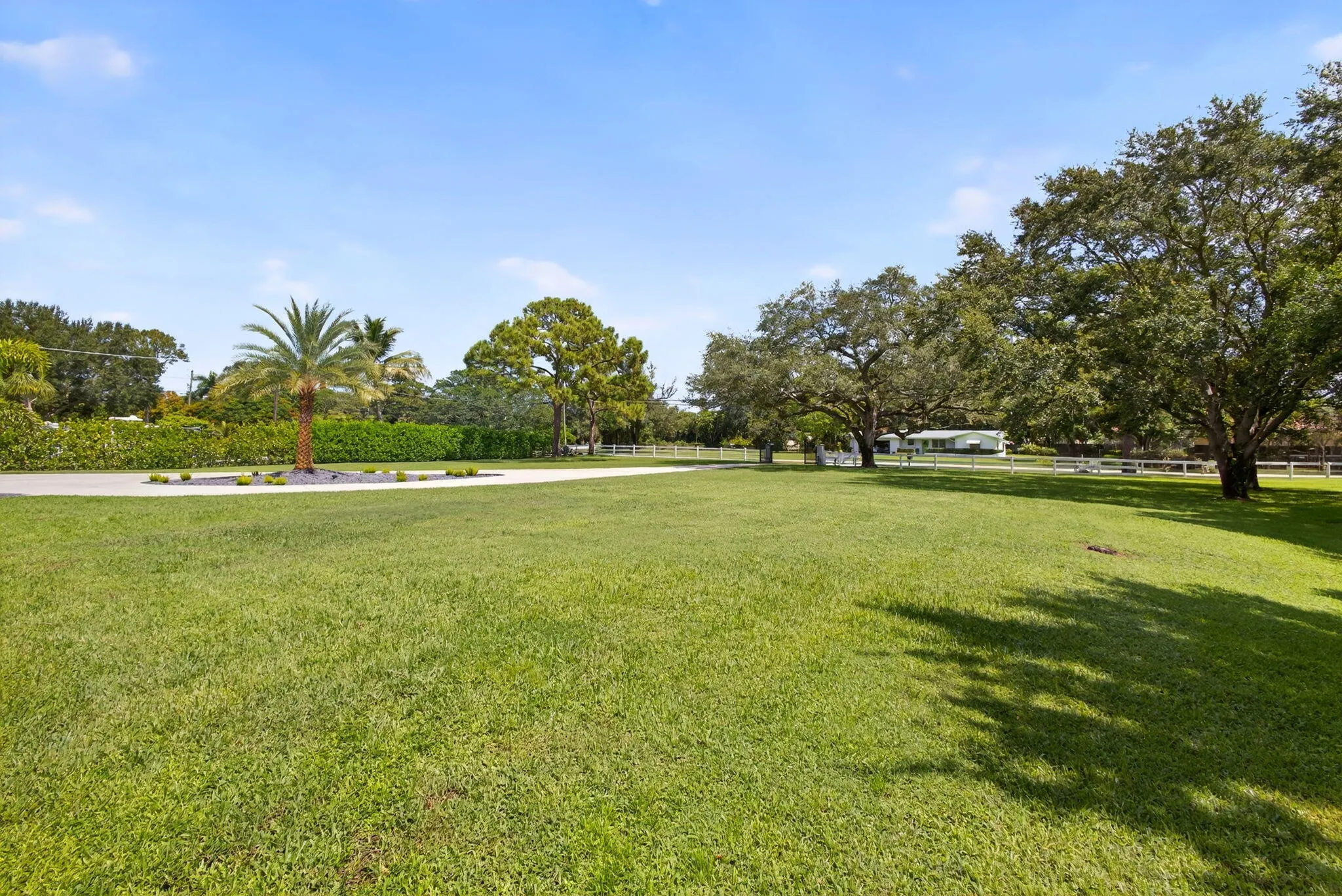4628 Square Lake Drive