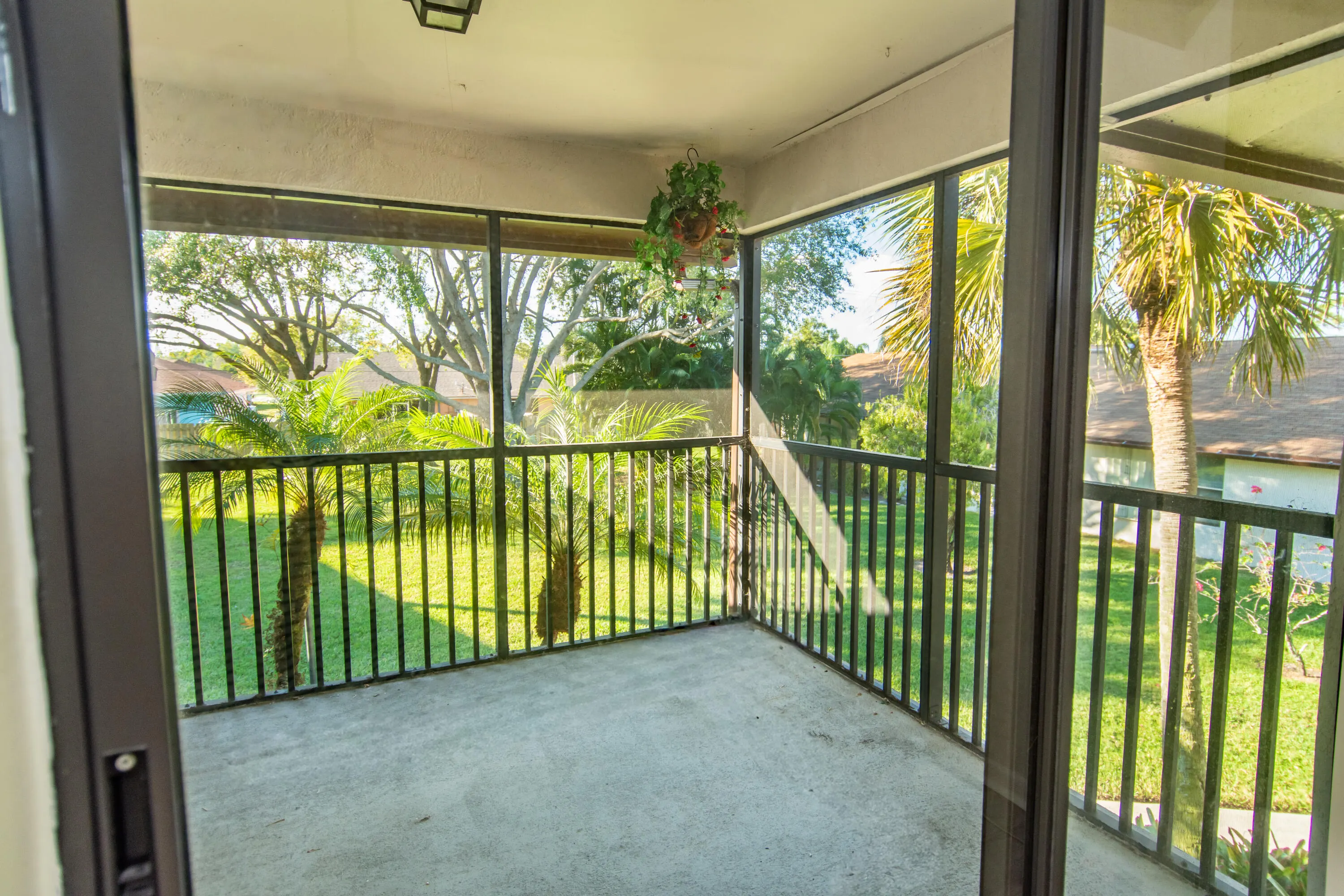 6531 SE FEDERAL HWY F-201 Highway #F 201