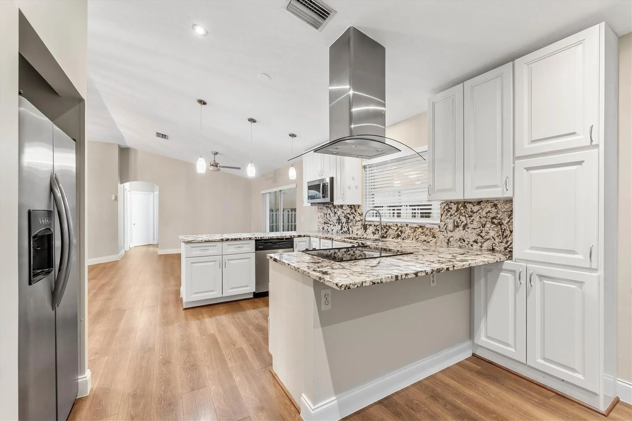 6000 NW 43RD Terrace