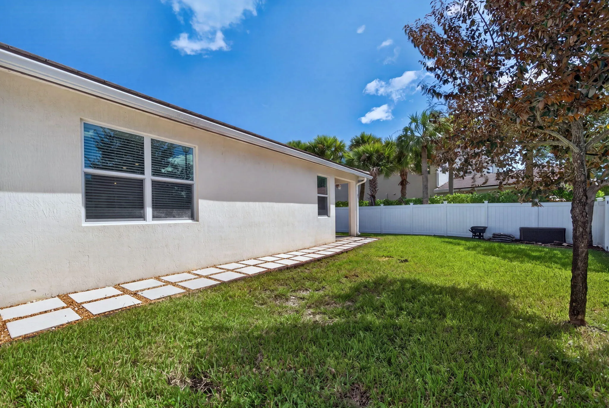 4080 Rosa Drive
