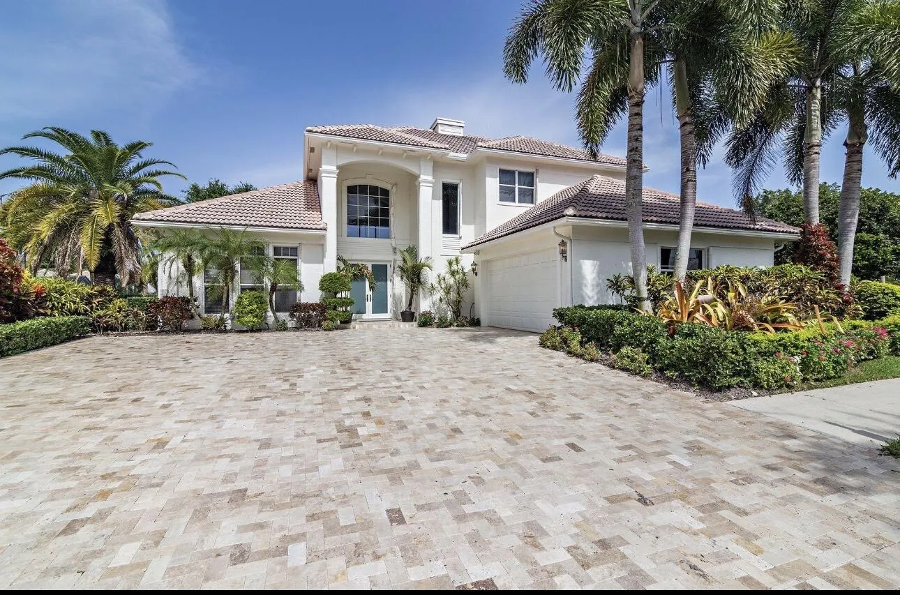 125 Pembroke Drive #125