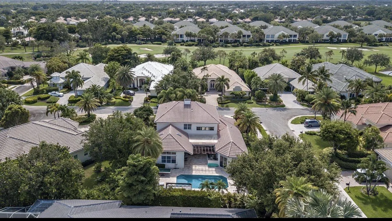 125 Pembroke Drive #125