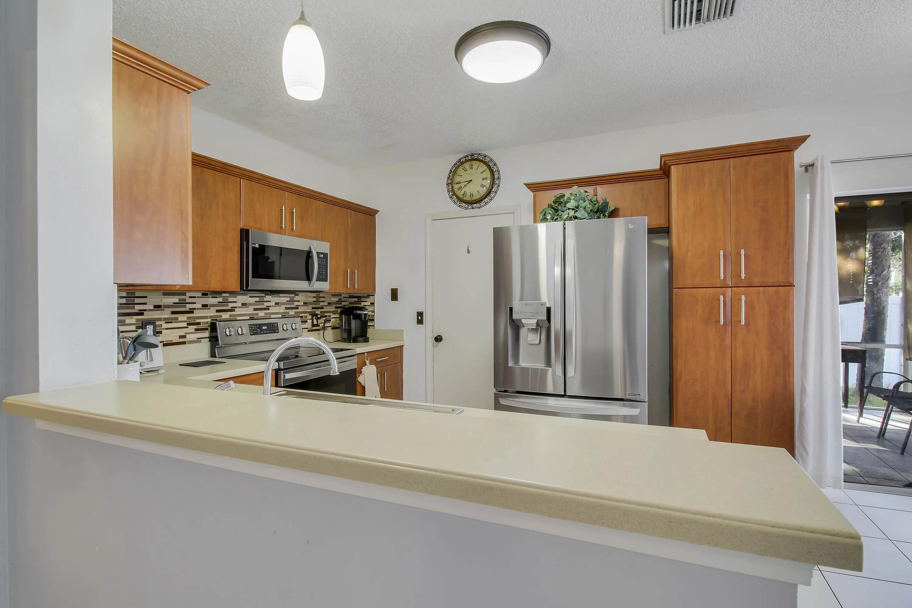 9561 Bradshaw Lane
