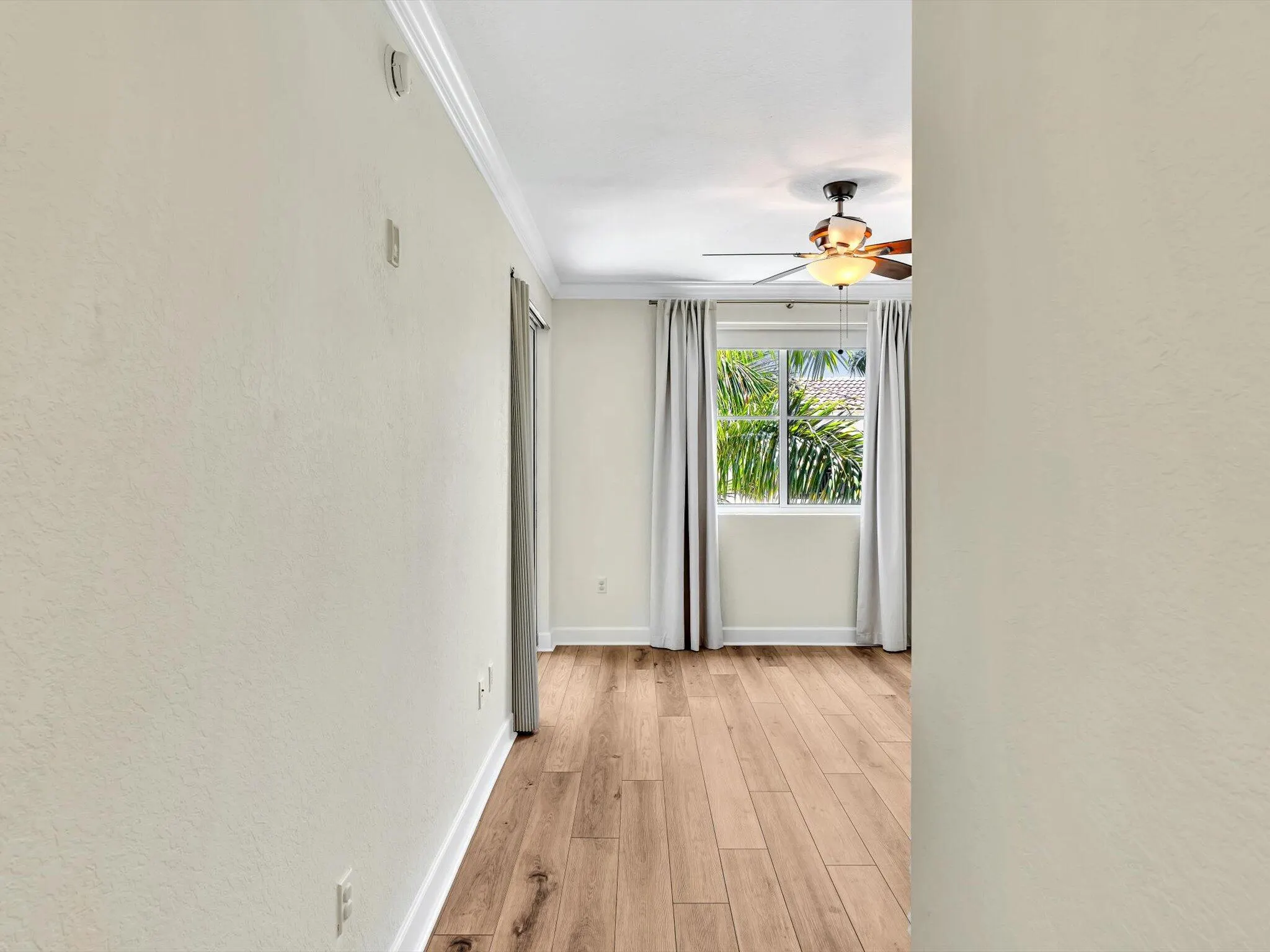 1405 RENAISSANCE Way #405