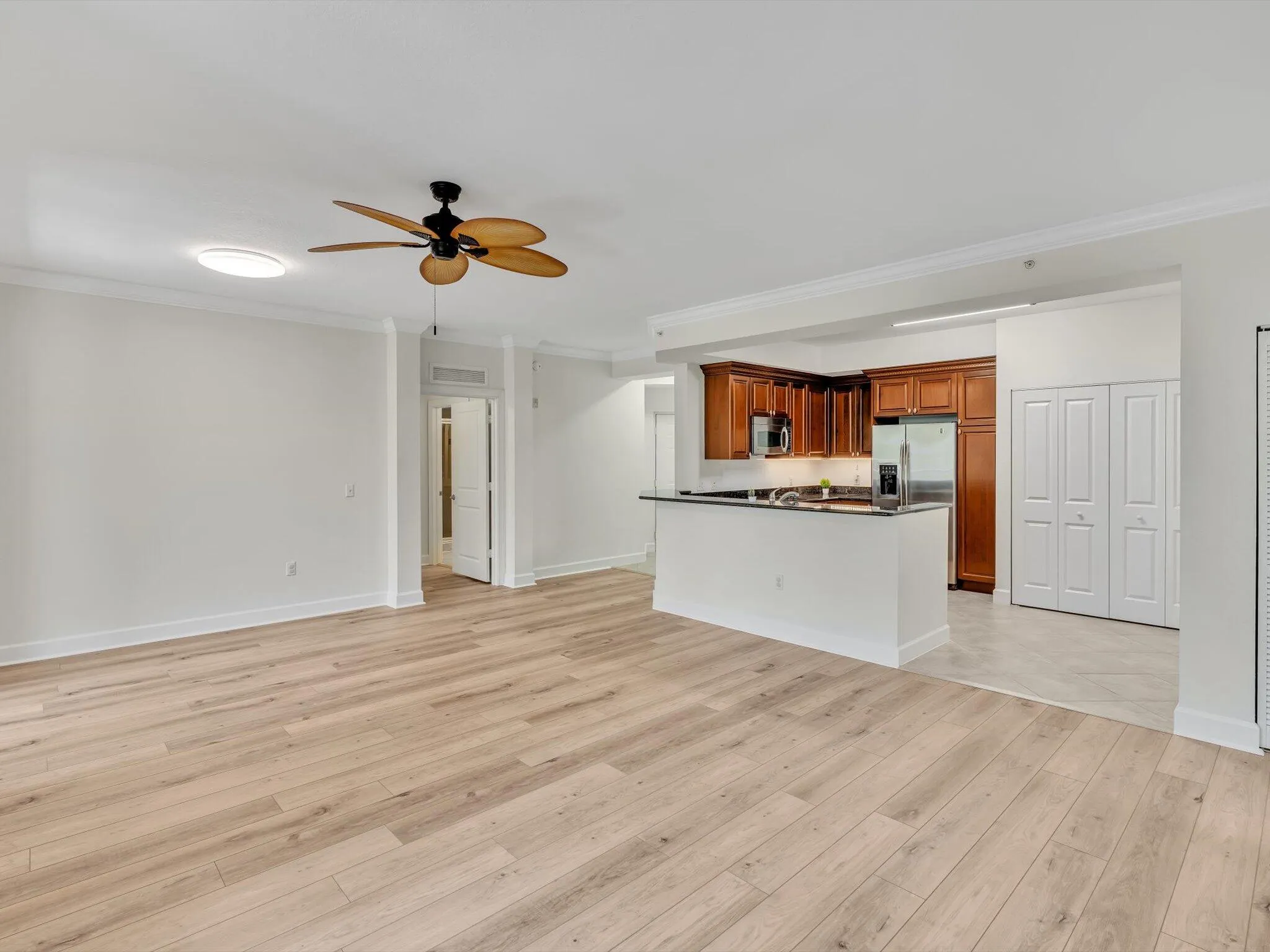 1405 RENAISSANCE Way #405