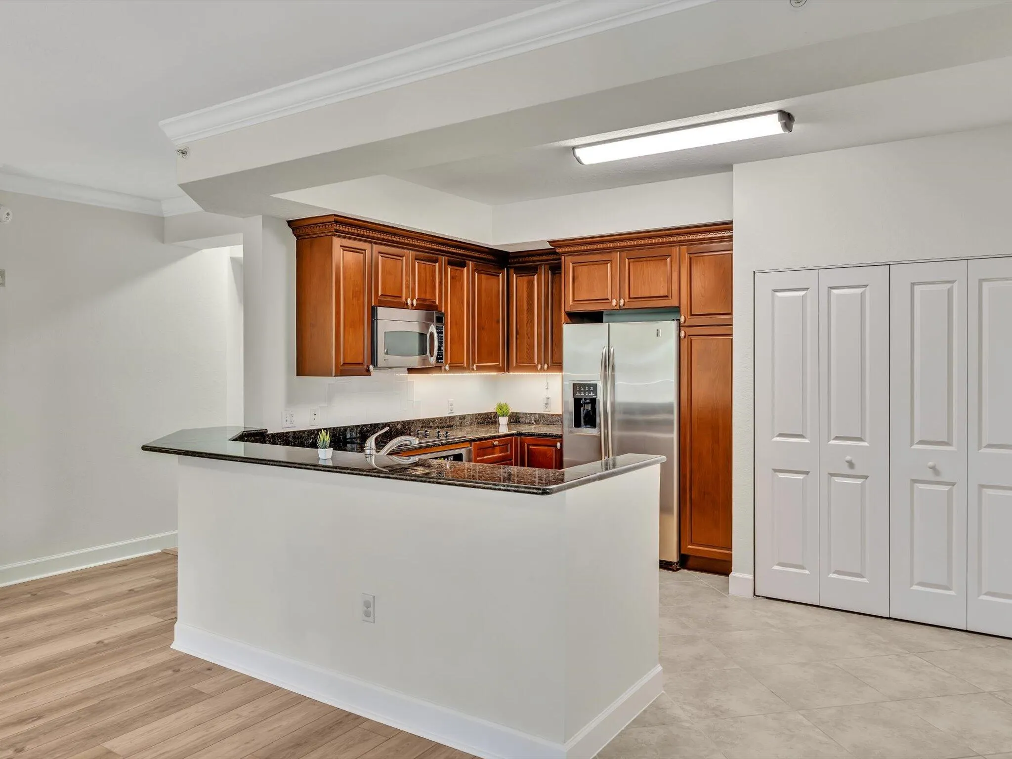 1405 RENAISSANCE Way #405