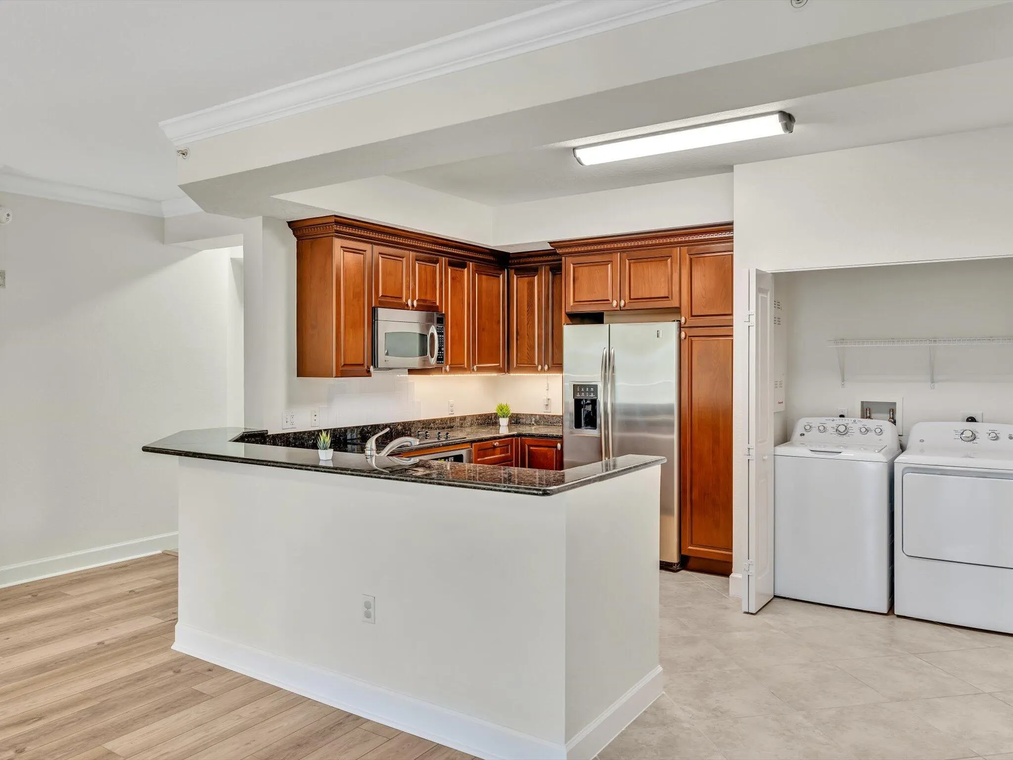 1405 RENAISSANCE Way #405