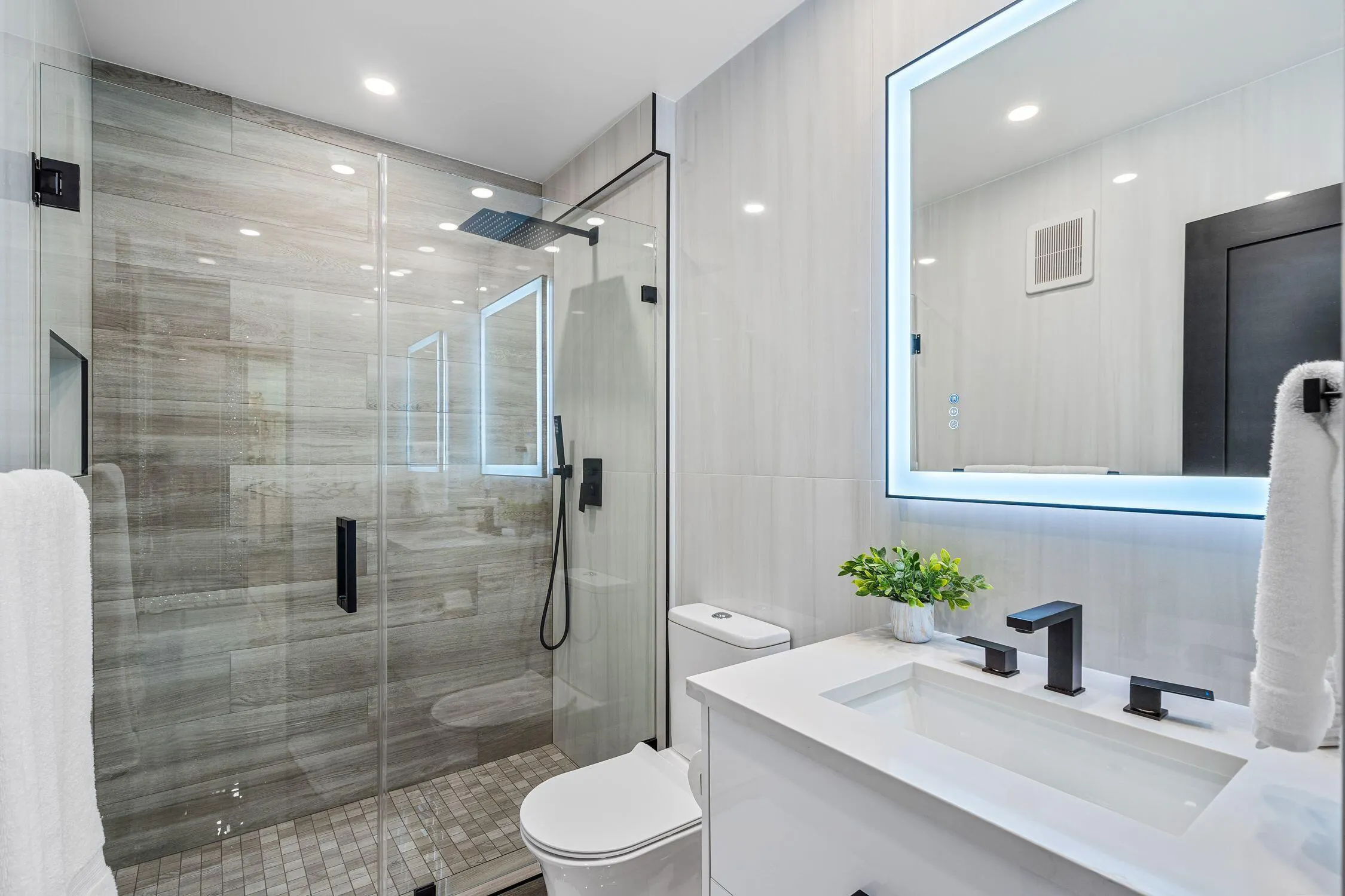 2700 Banyan Road #21c