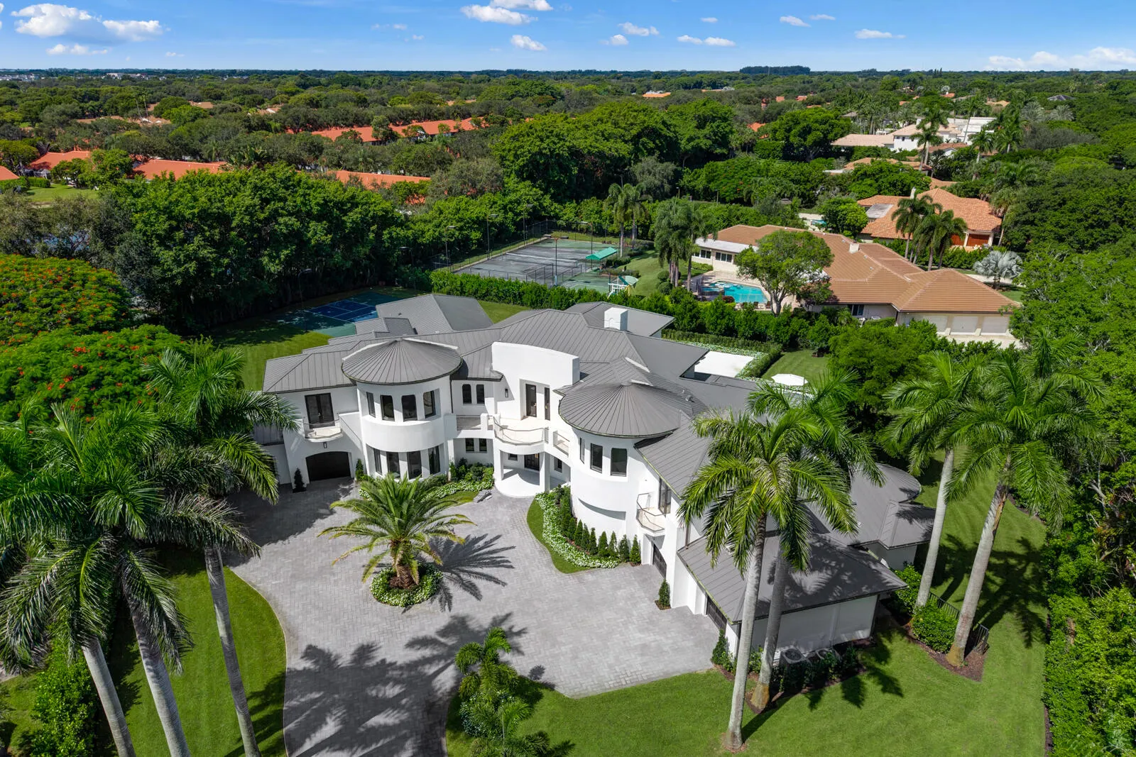 18283 DAYBREAK Drive