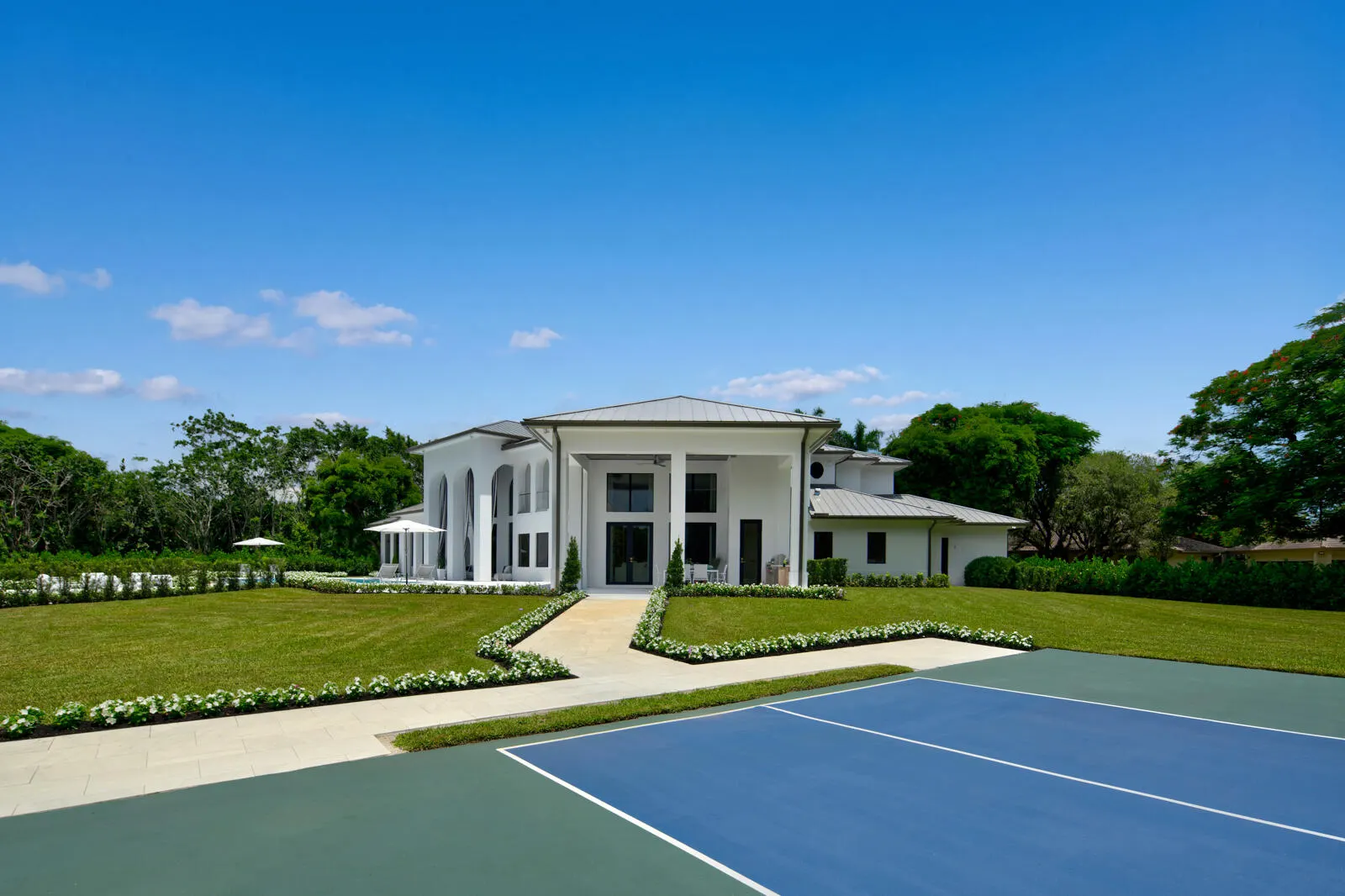 18283 DAYBREAK Drive