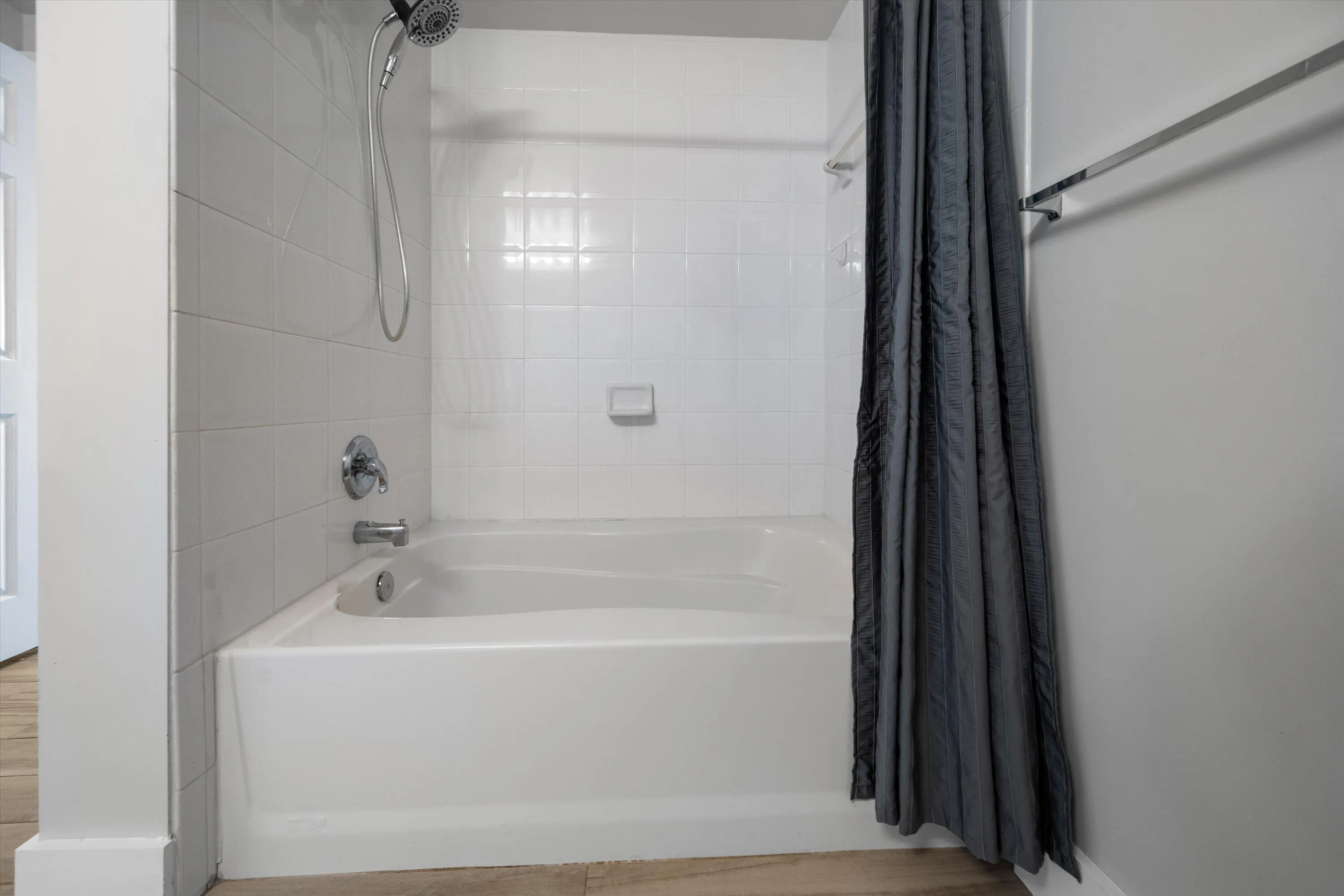 11730 SAINT ANDREWS Place #102