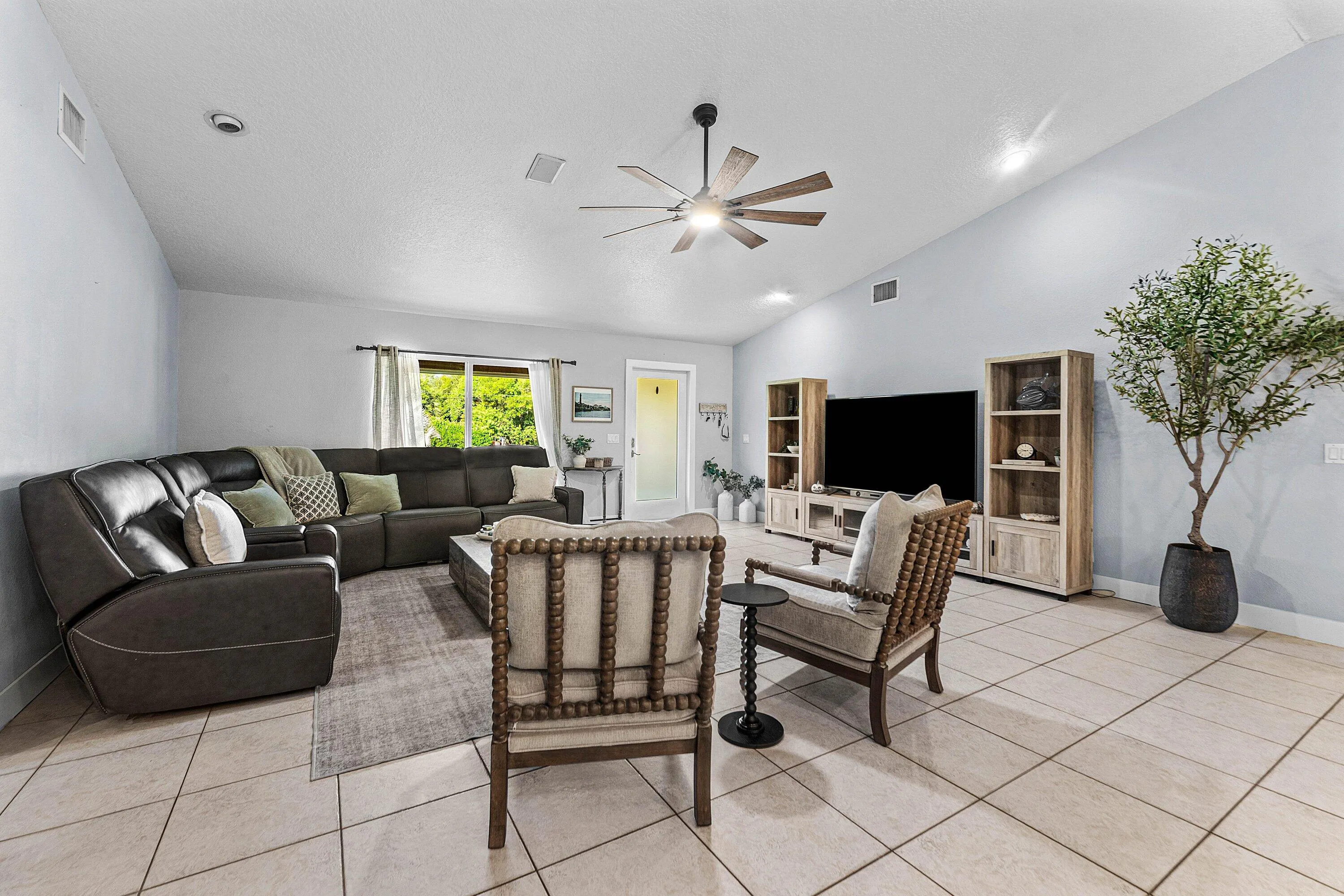 15760 97TH Drive N