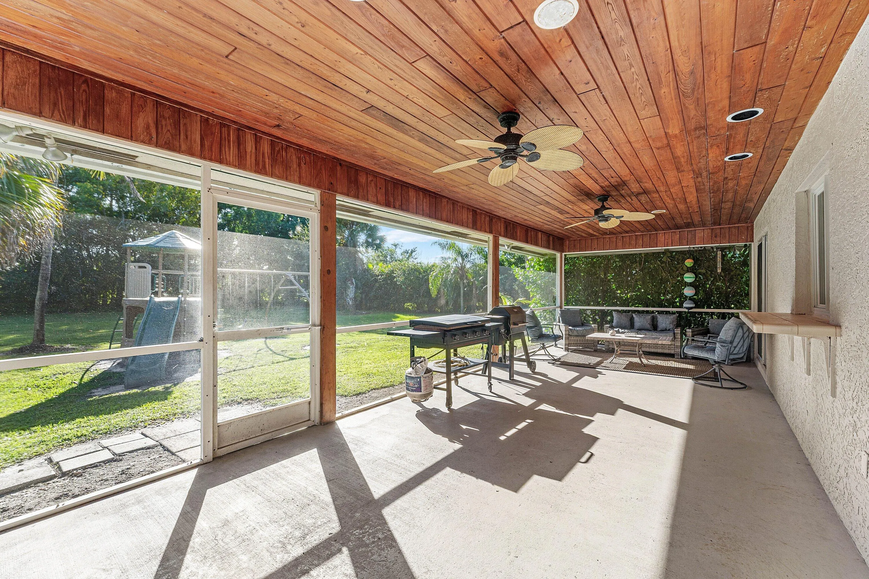 15760 97TH Drive N