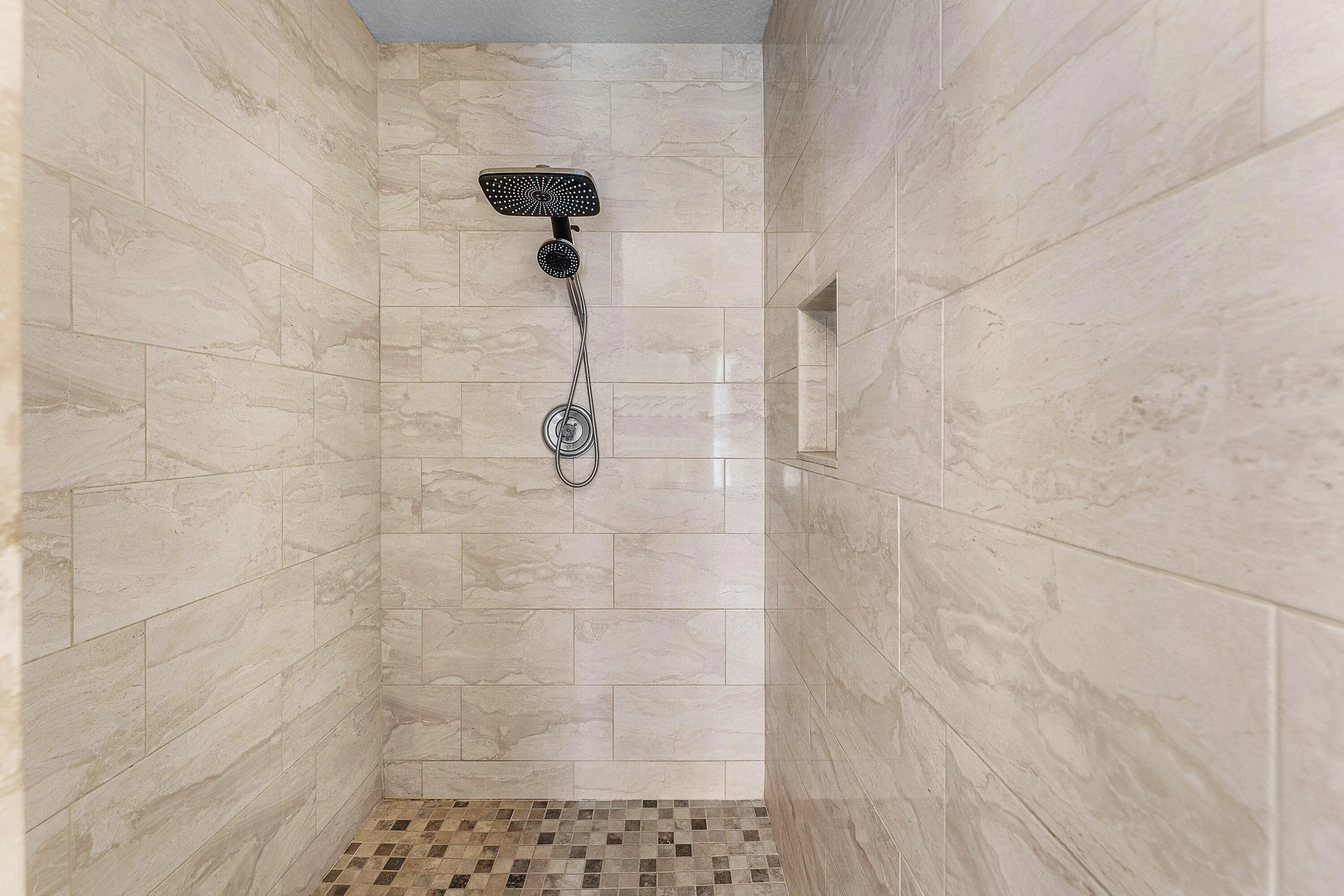 15760 97TH Drive N