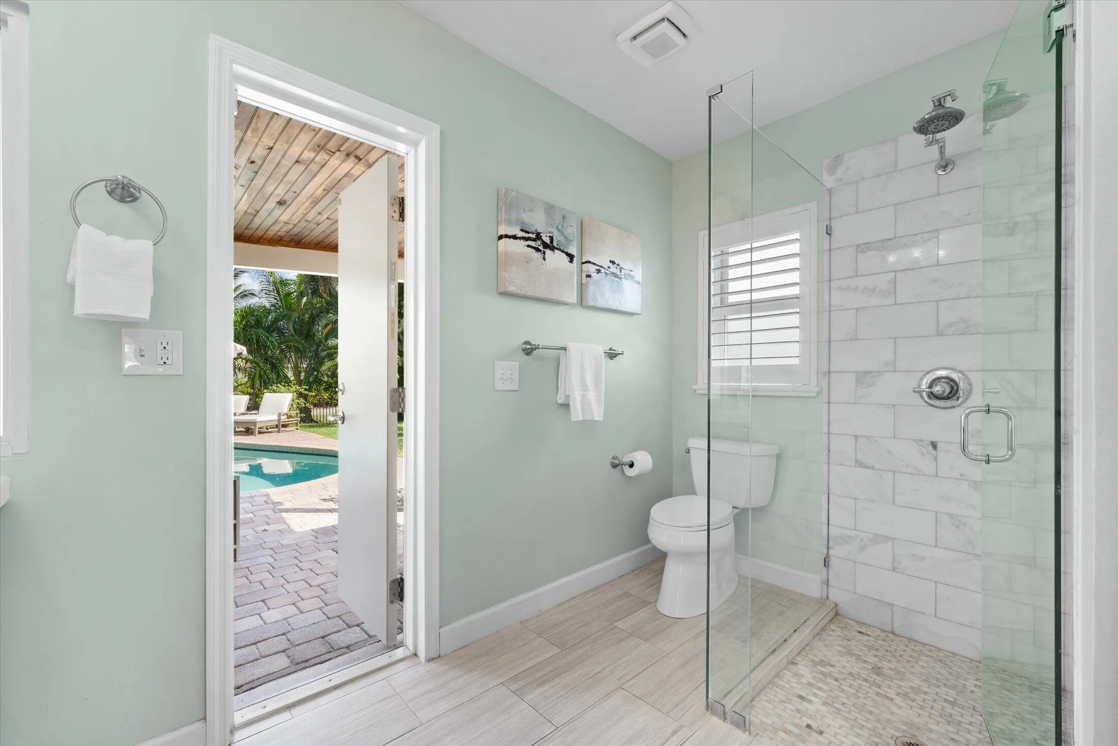 336 NW 11TH Avenue