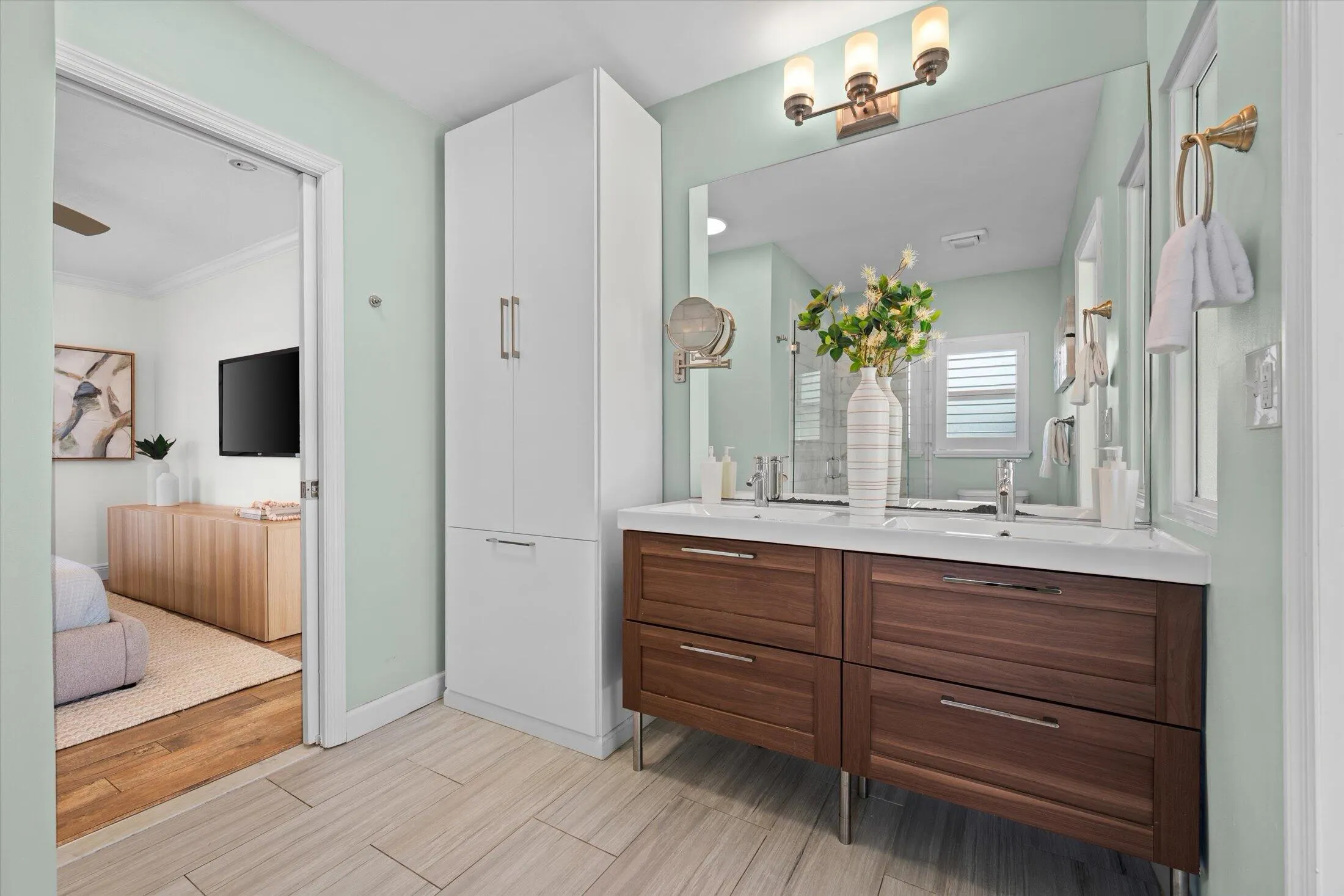 336 NW 11TH Avenue