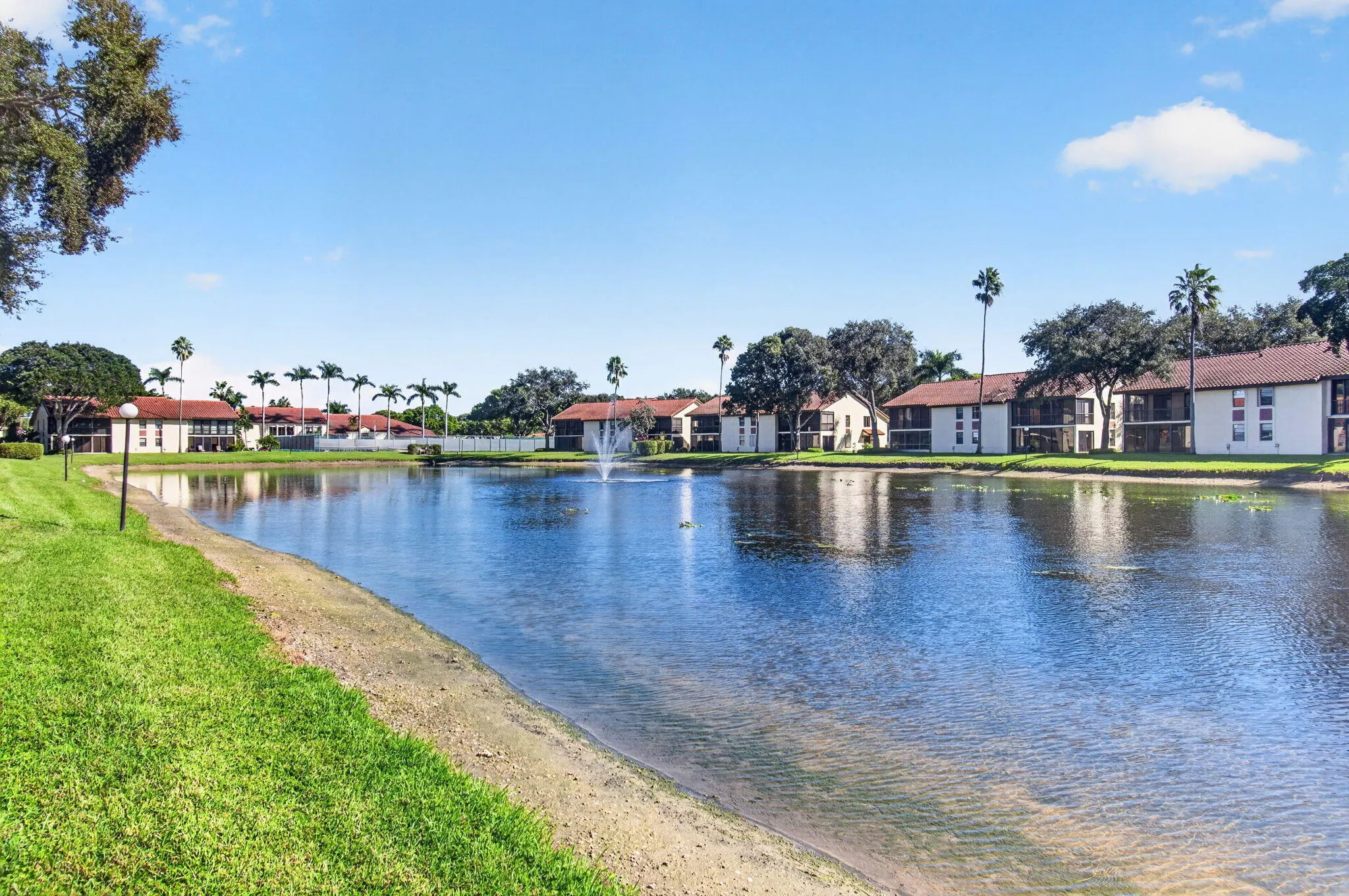 10383 S Circle Lake Drive #202