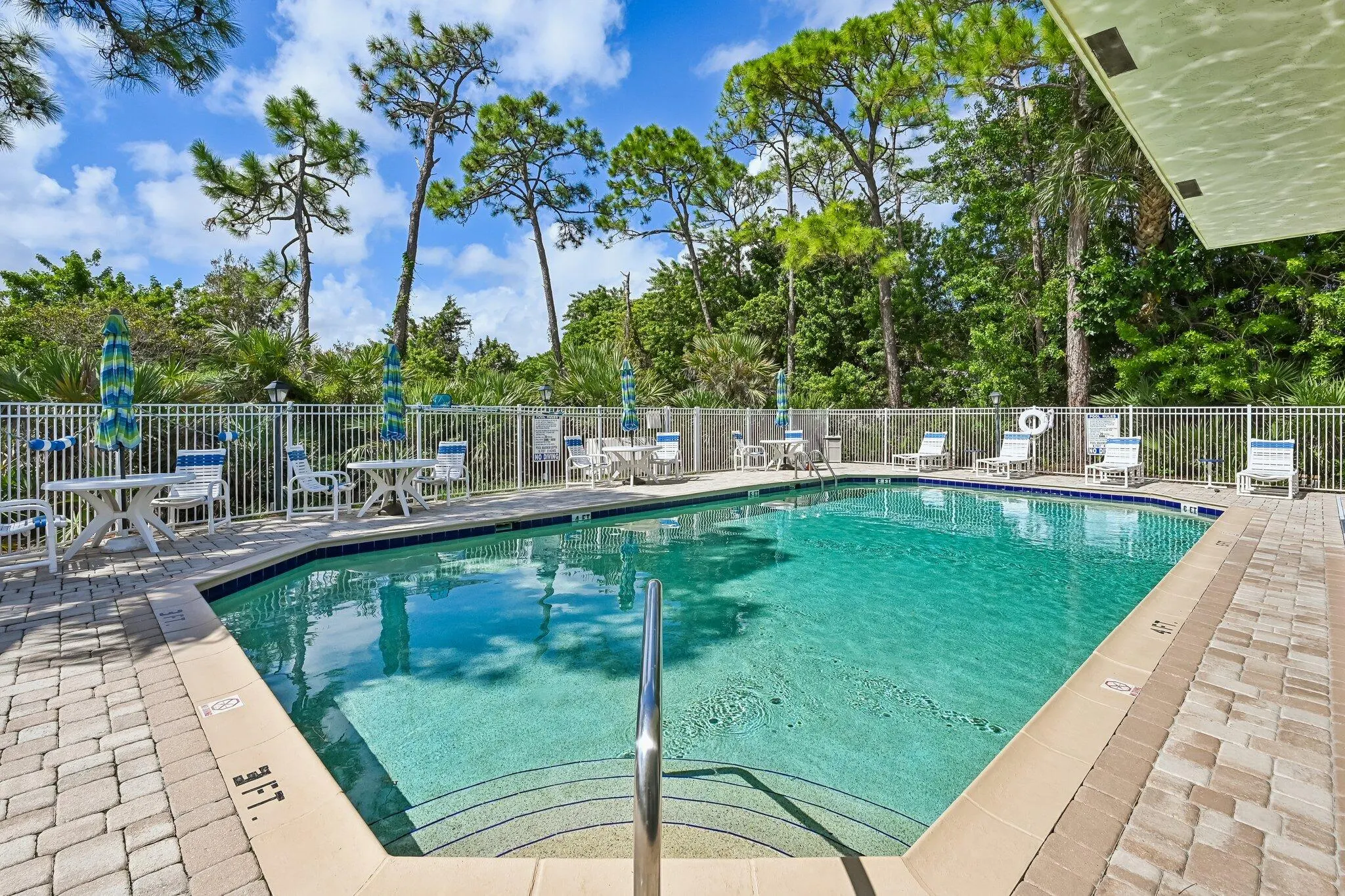 10843 SE SEA PINES Circle