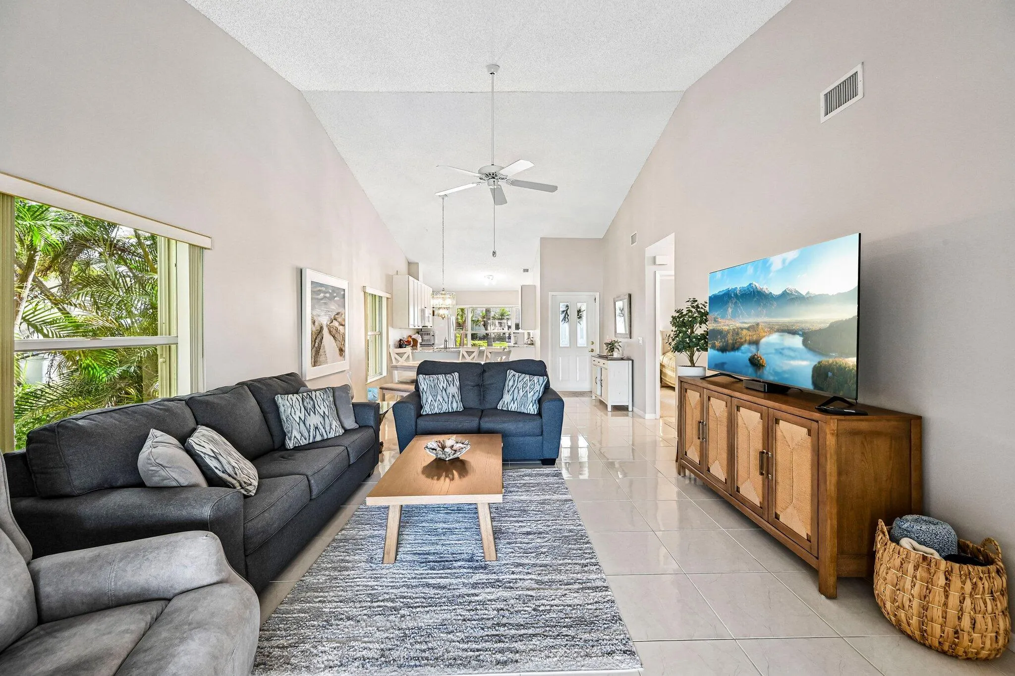 10843 SE SEA PINES Circle