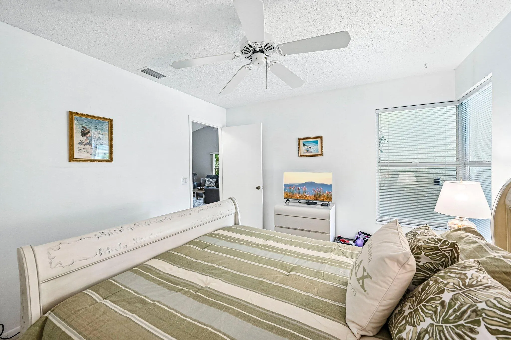 10843 SE SEA PINES Circle