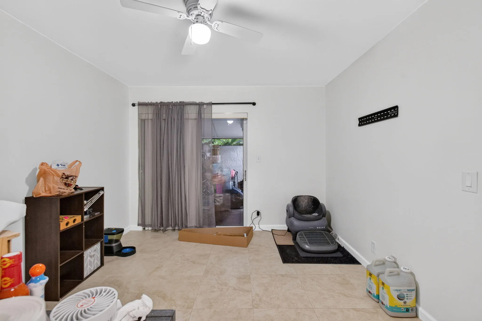 7420 CHAMPAGNE Place