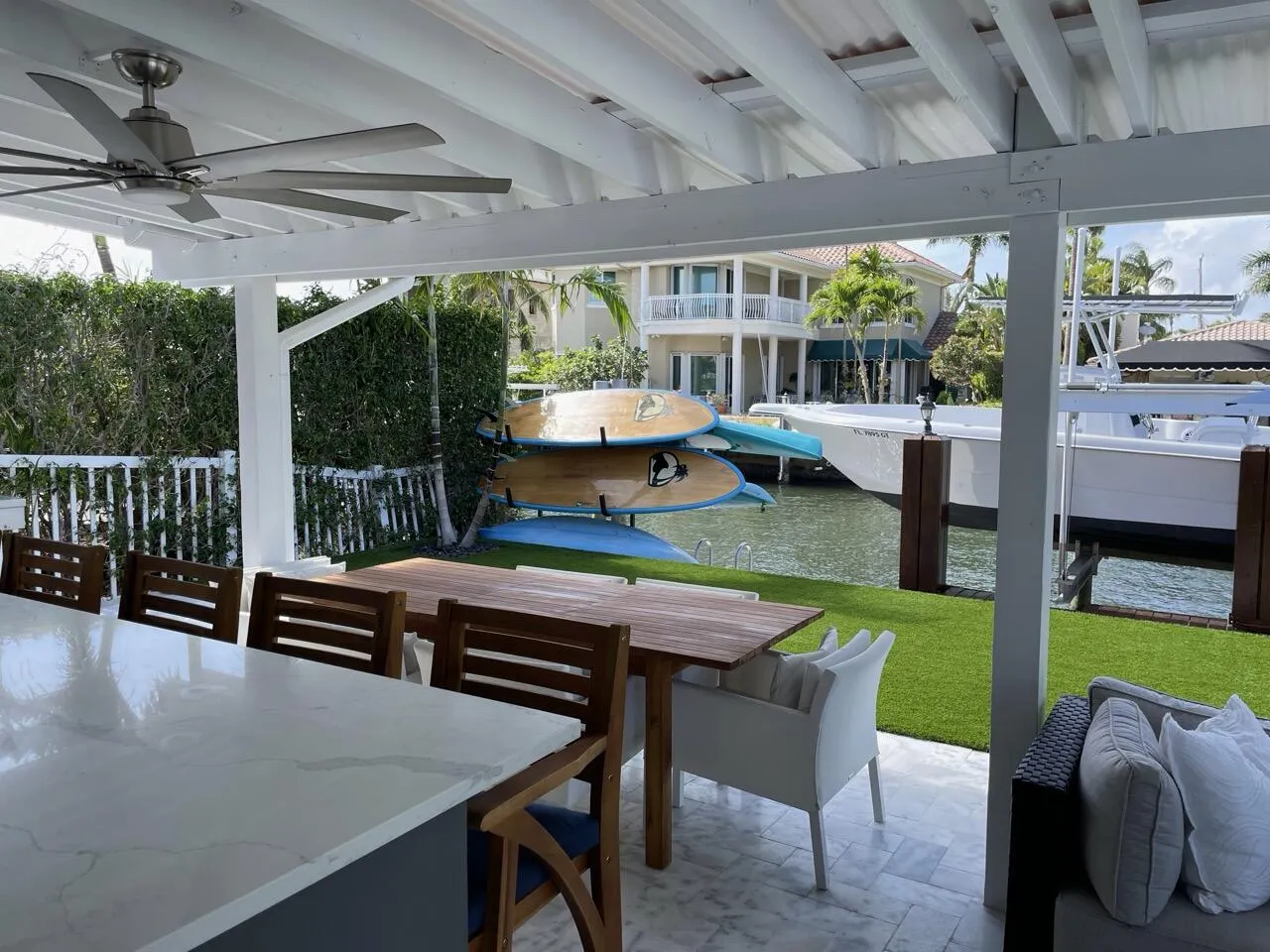 827 NE 33RD Street