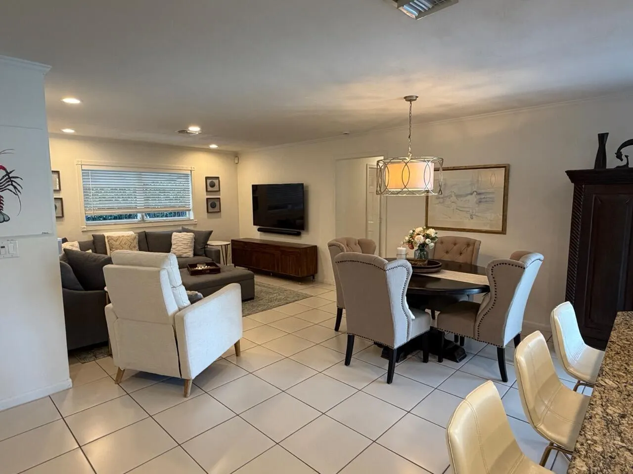 827 NE 33RD Street