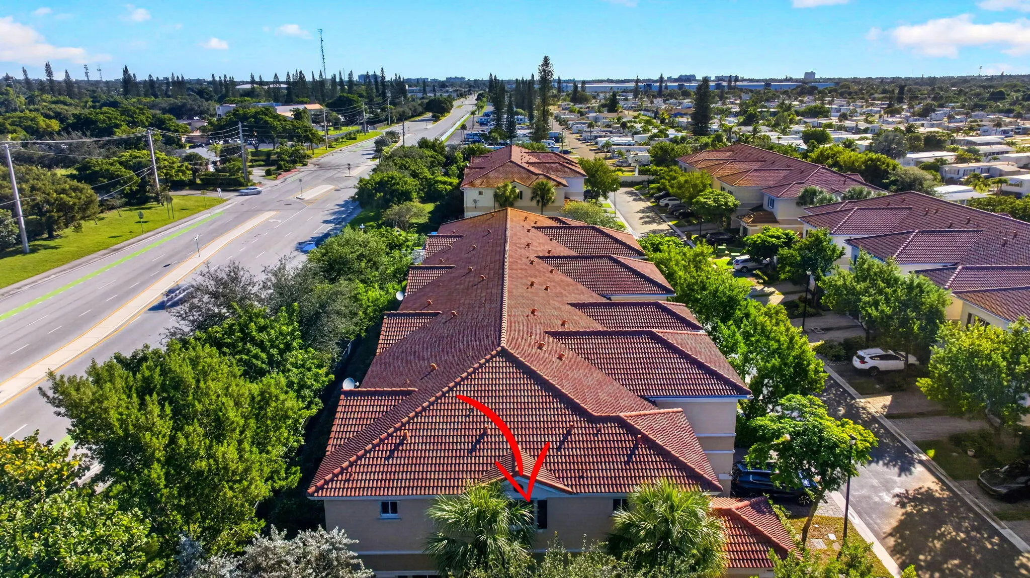 305 NE 47TH Place #305