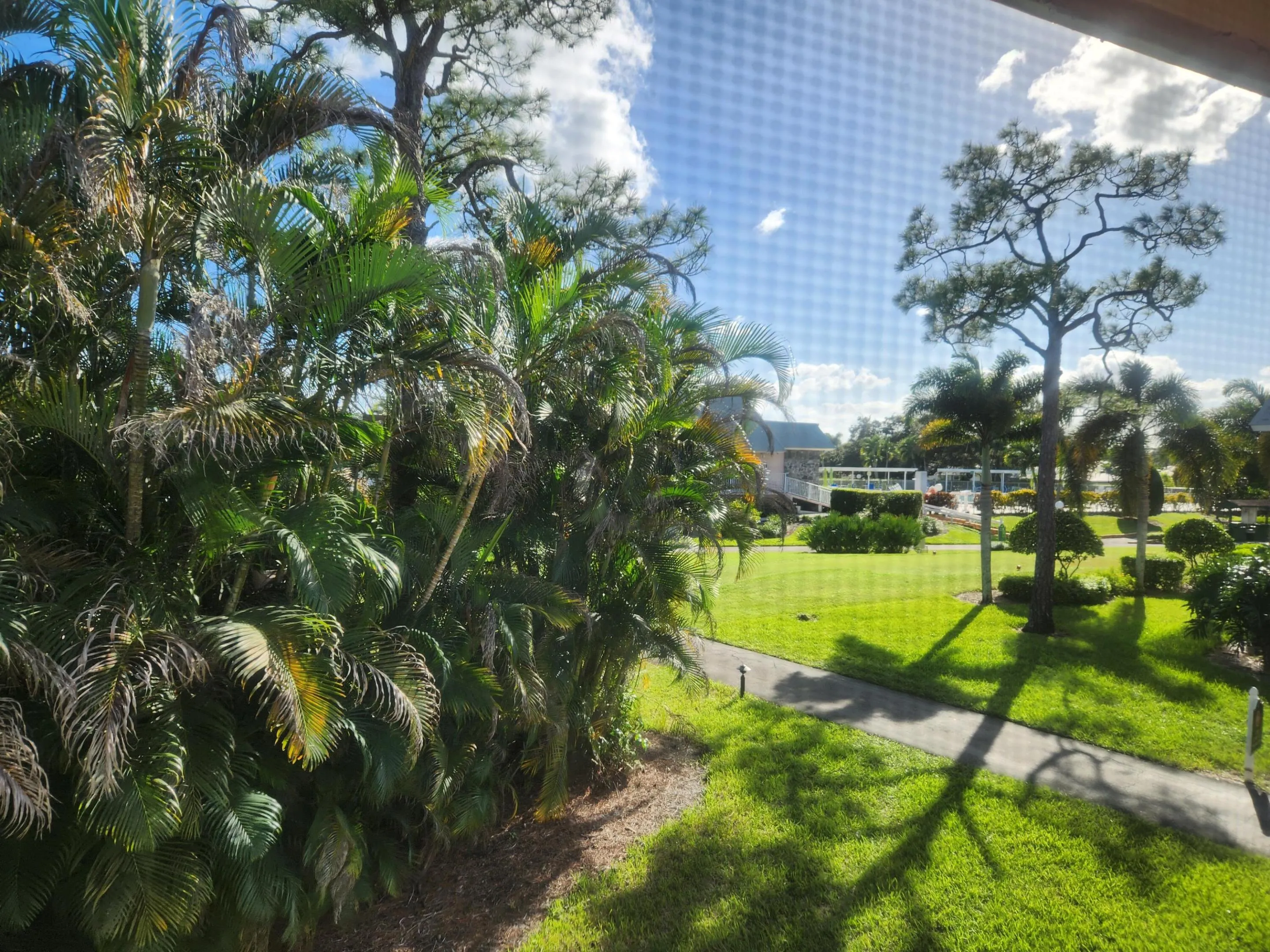 18081 SE COUNTRY CLUB Drive SE #26-259