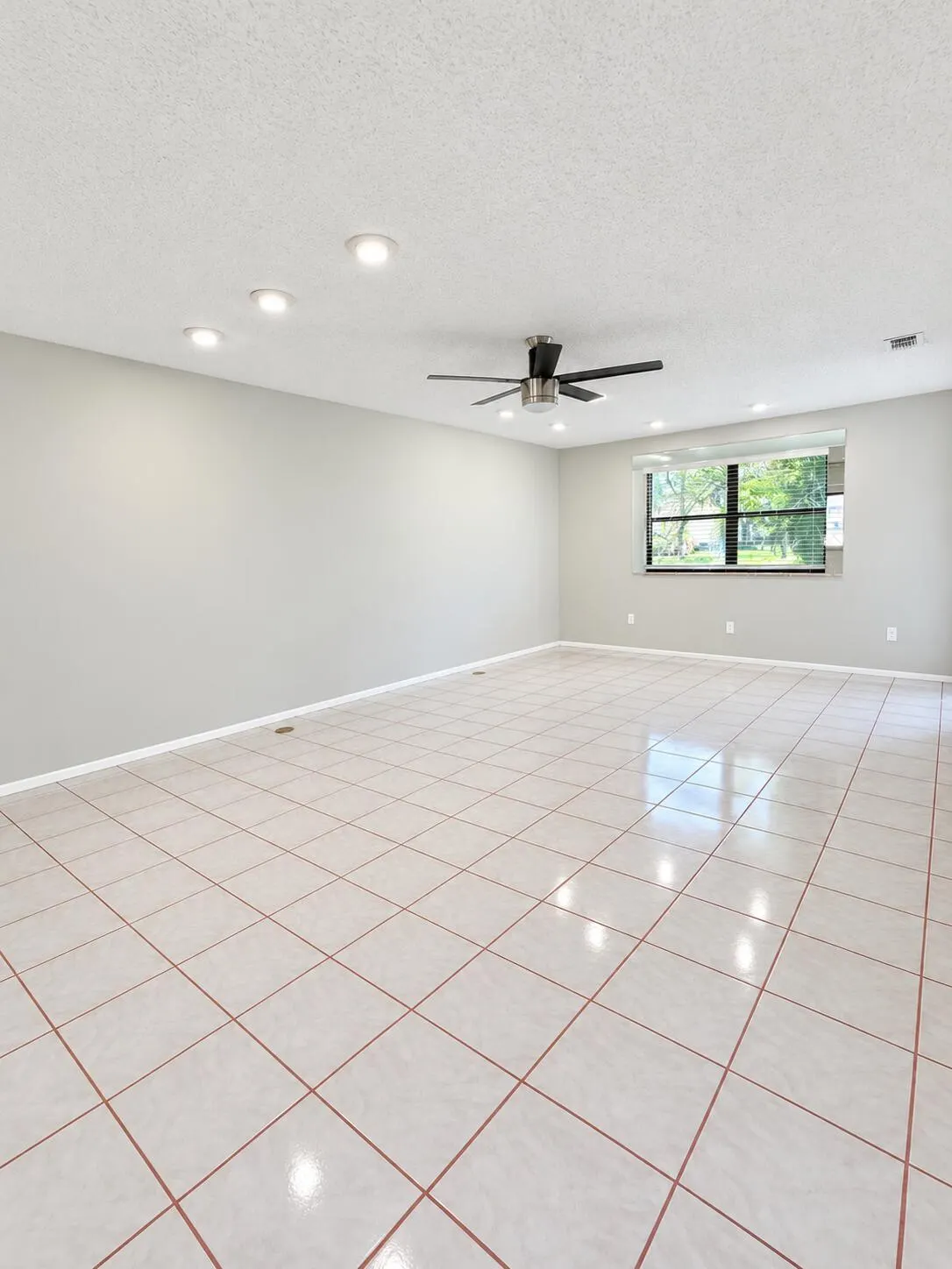 109 Roselle Court