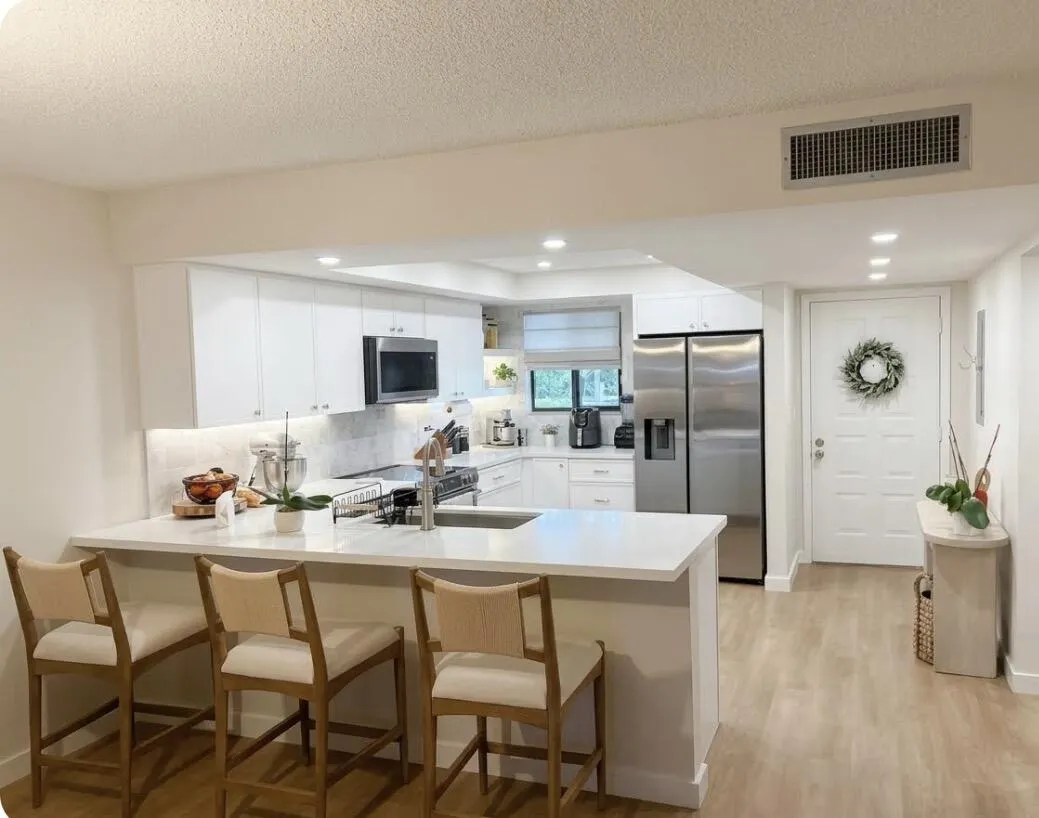 3154 VIA POINCIANA #114