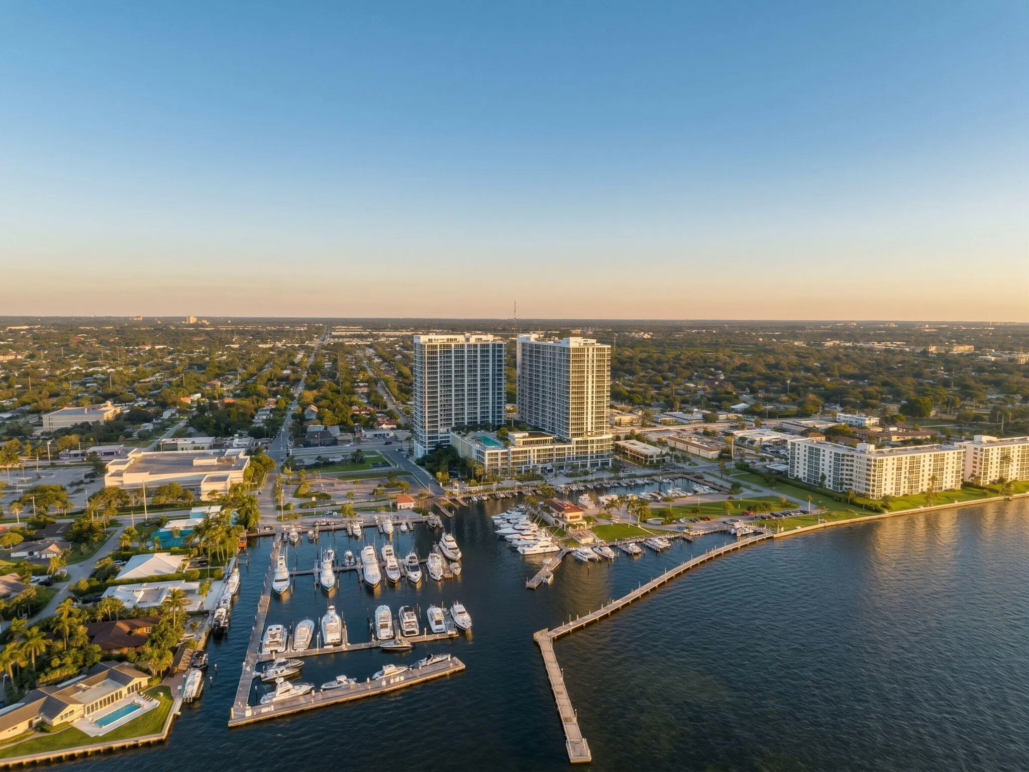 220 LAKE SHORE Drive #1423