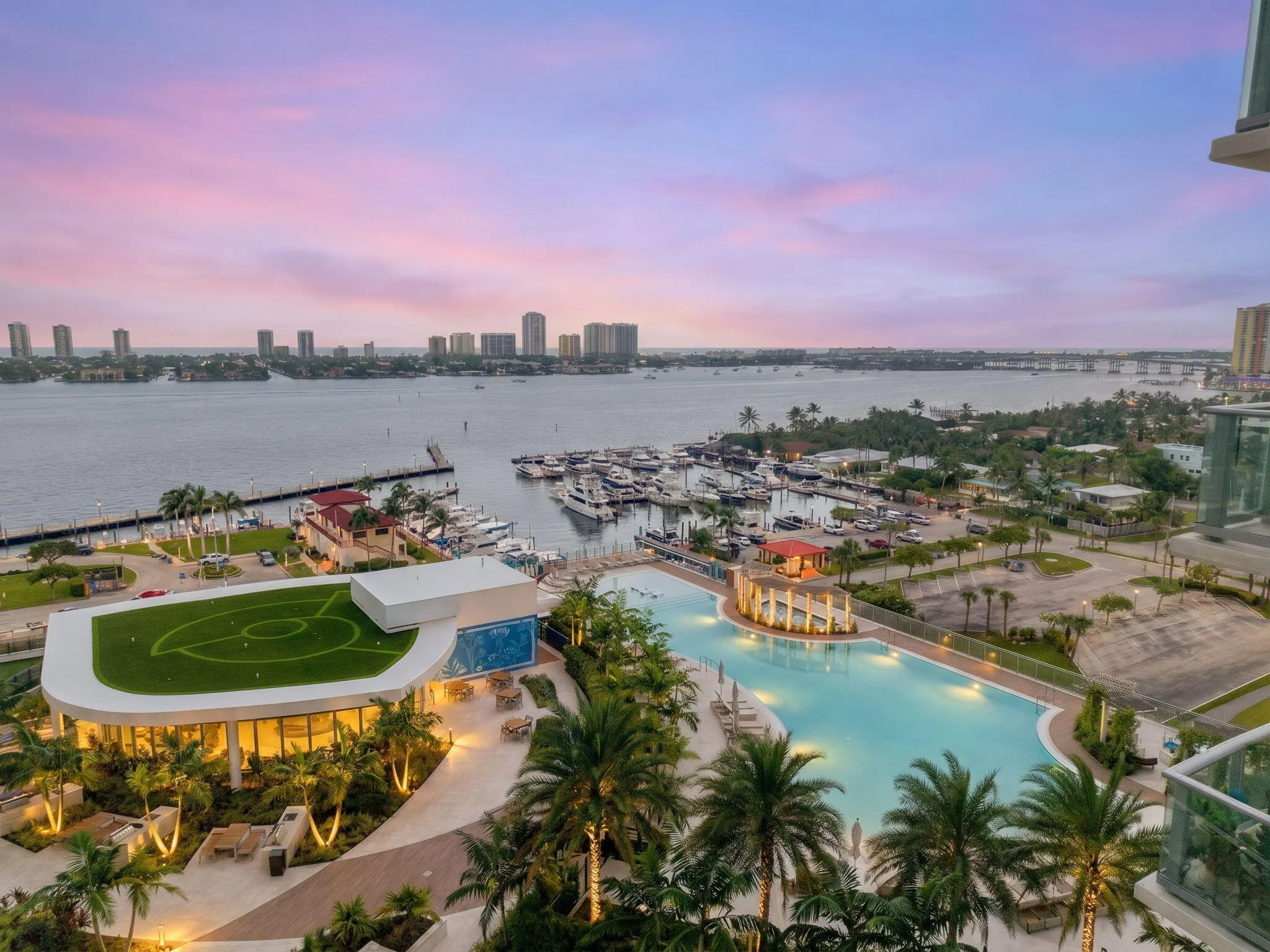220 LAKE SHORE Drive #1423