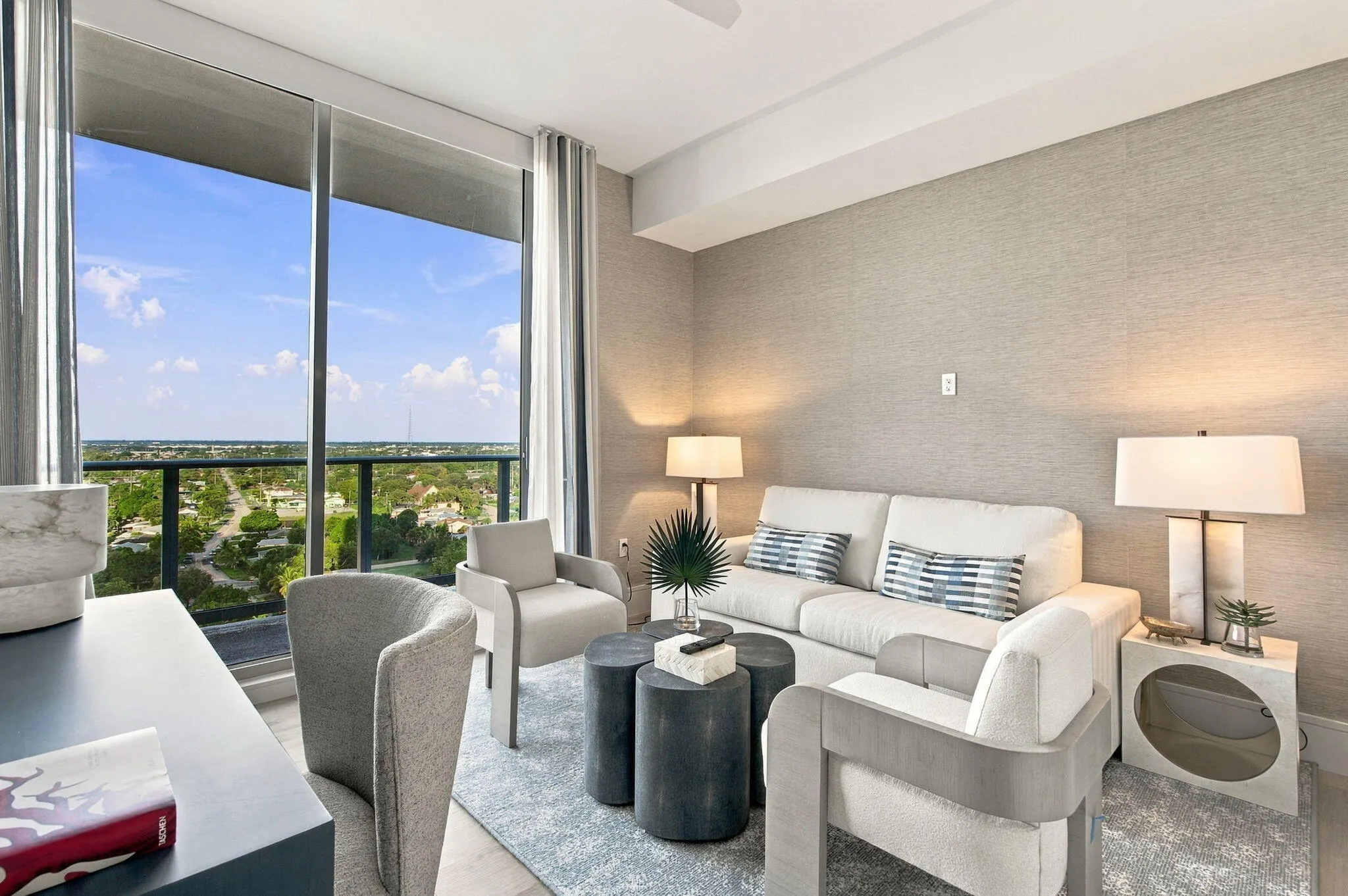 220 LAKE SHORE Drive #1423