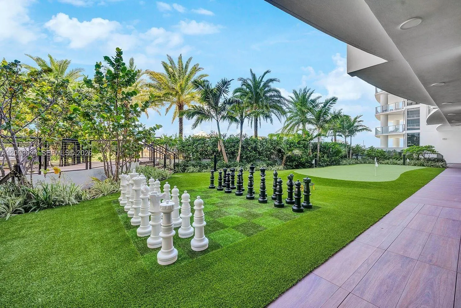 220 LAKE SHORE Drive #1423