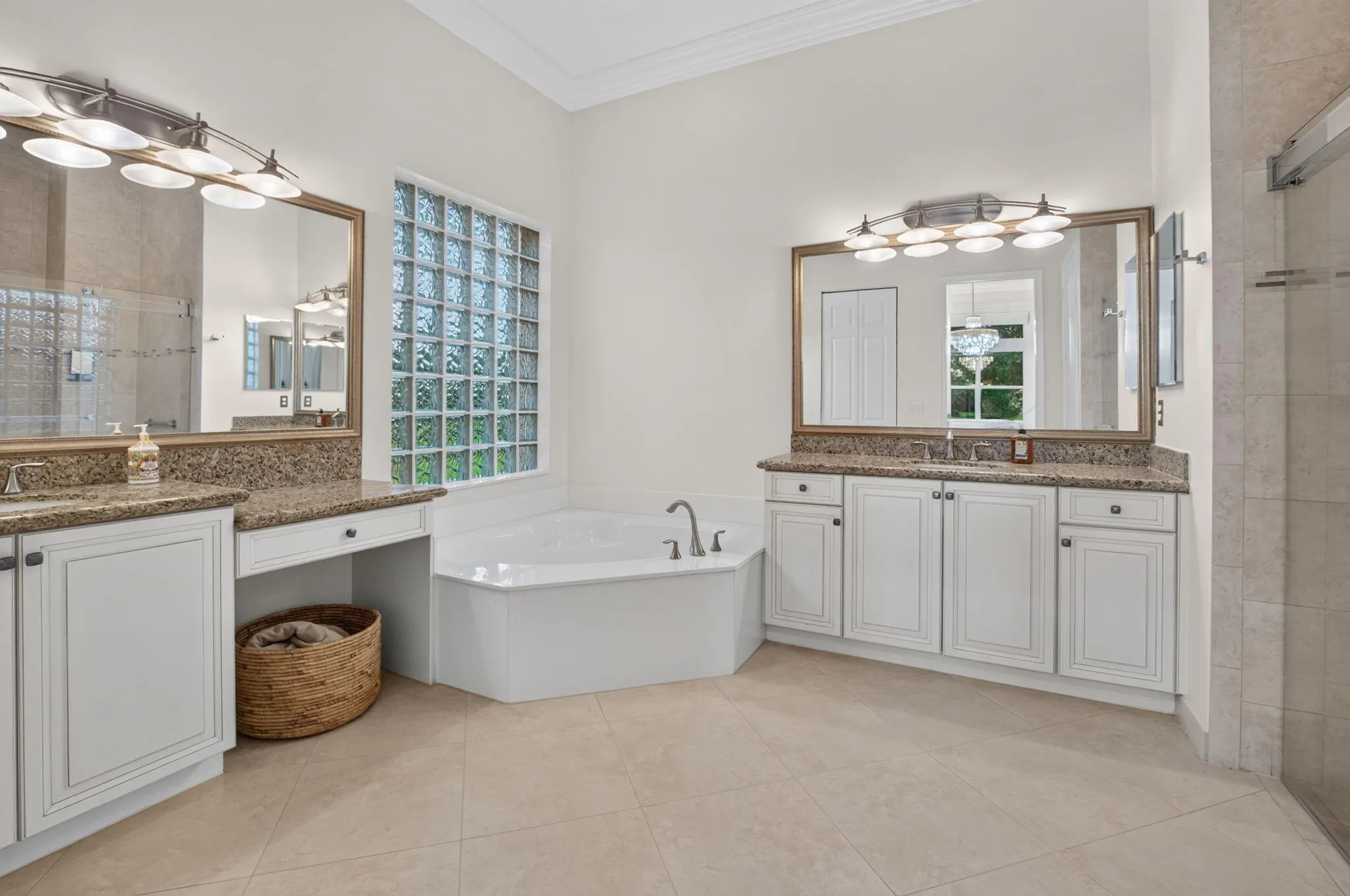 9088 Ribbons Ridge Point