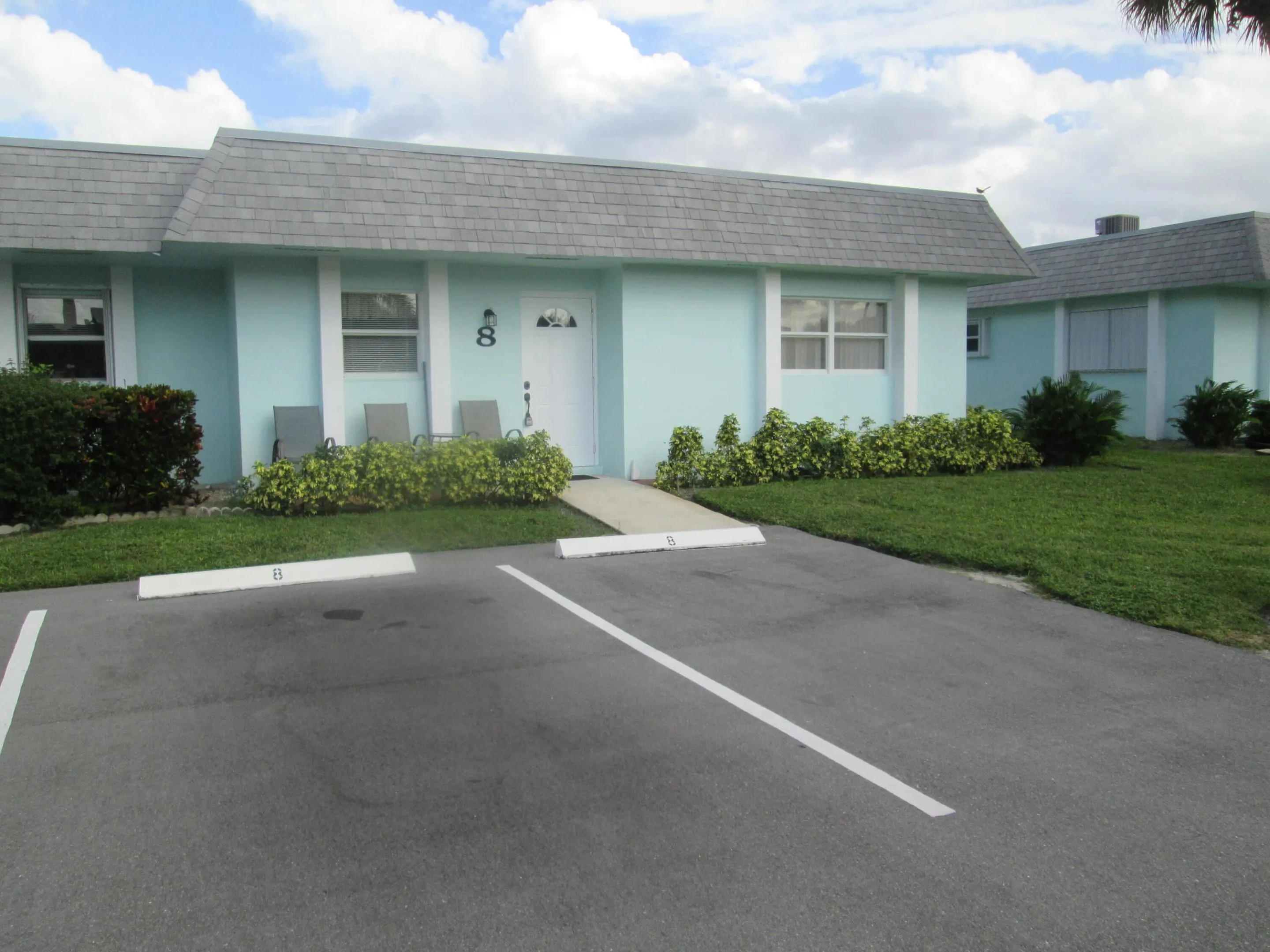 2638 GATELY E #8