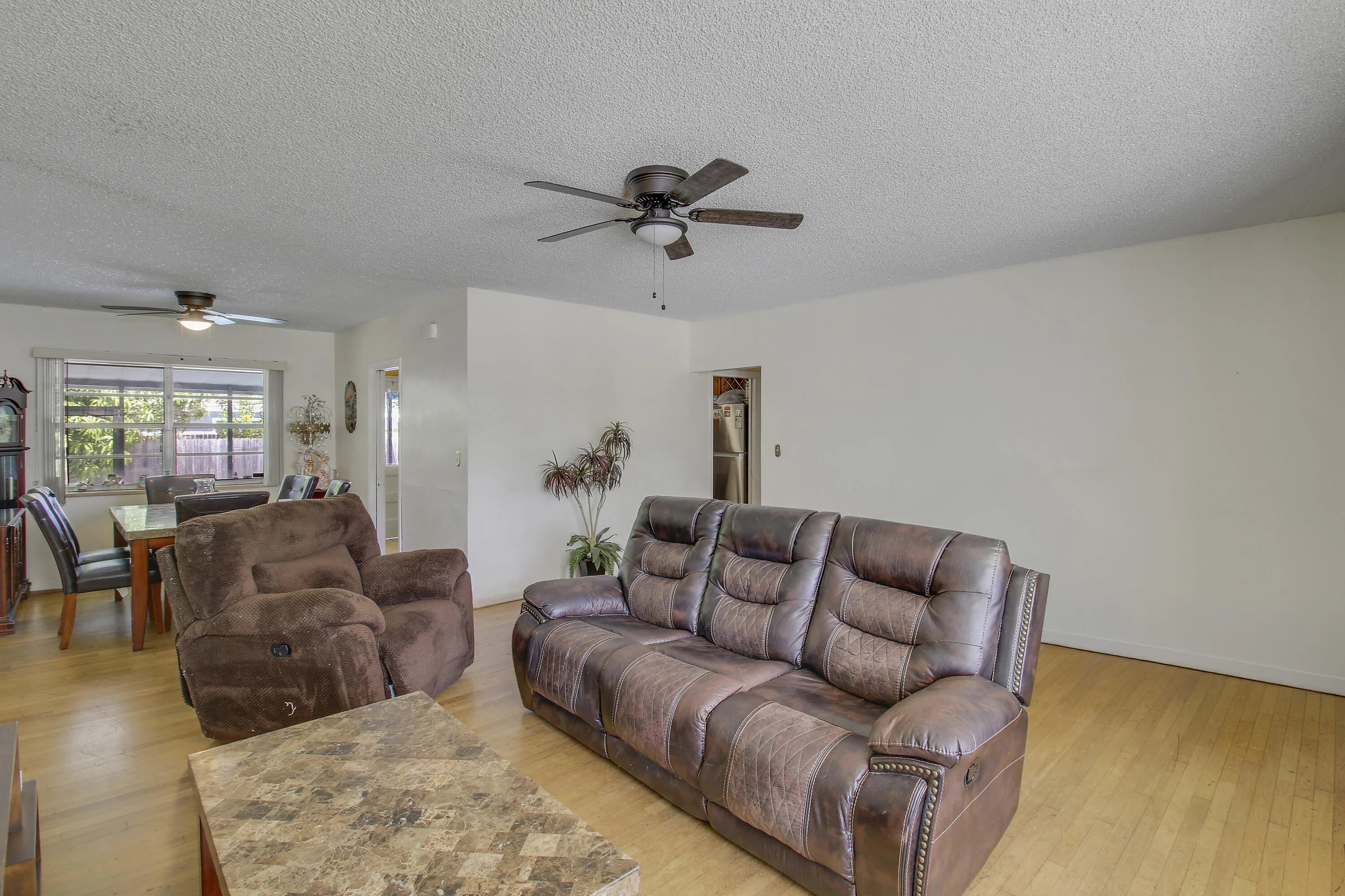 1744 Crestwood Boulevard