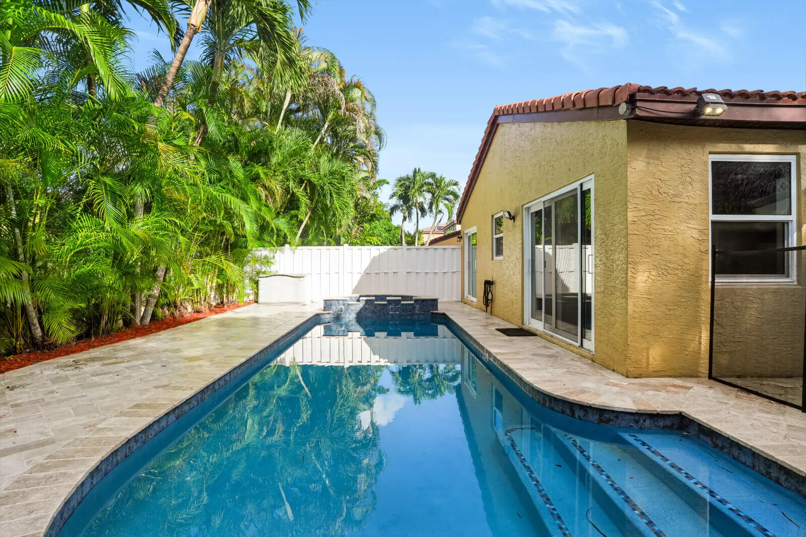 4387 NW 1ST Drive